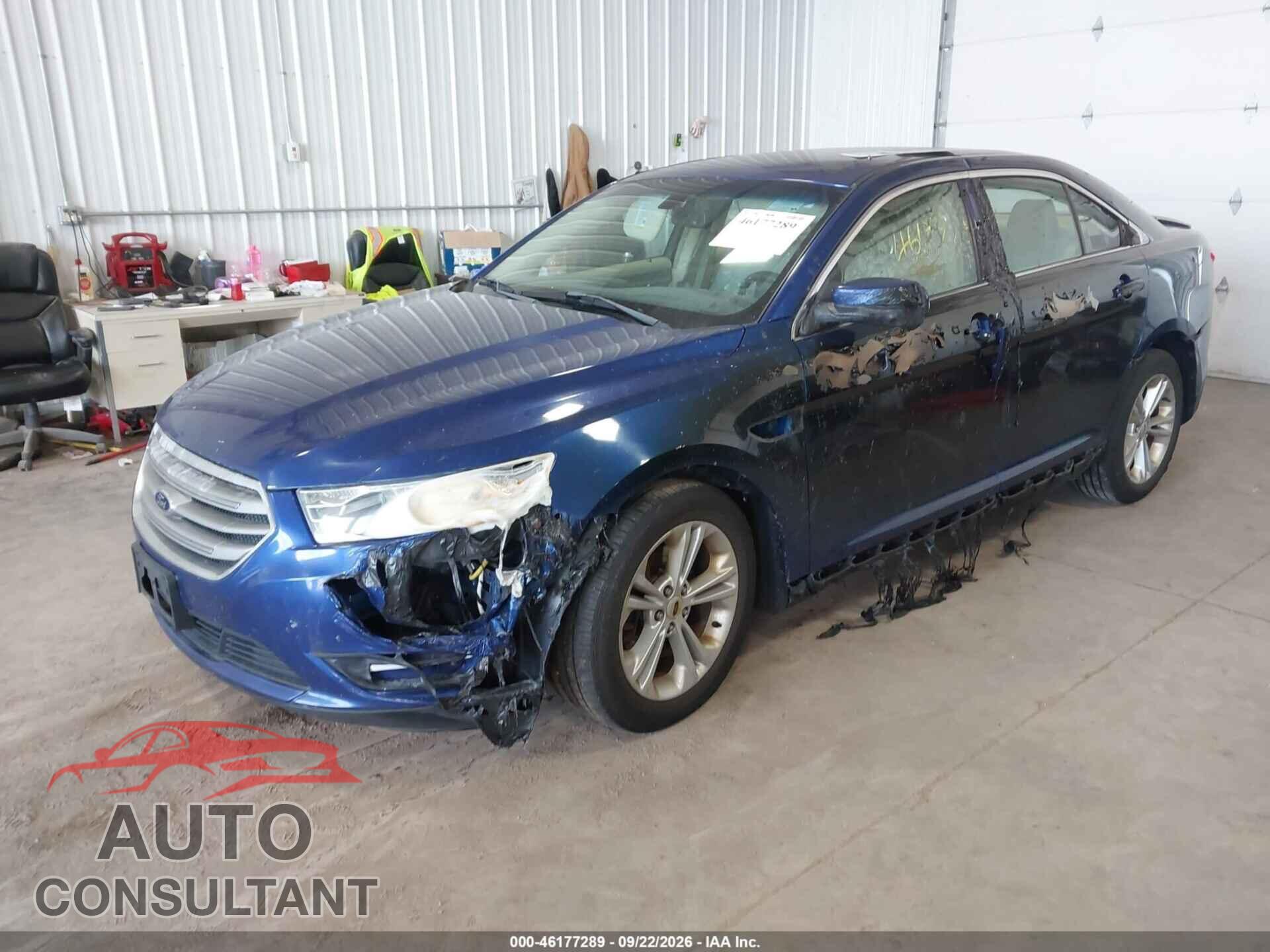 FORD TAURUS 2013 - 1FAHP2E82DG102797