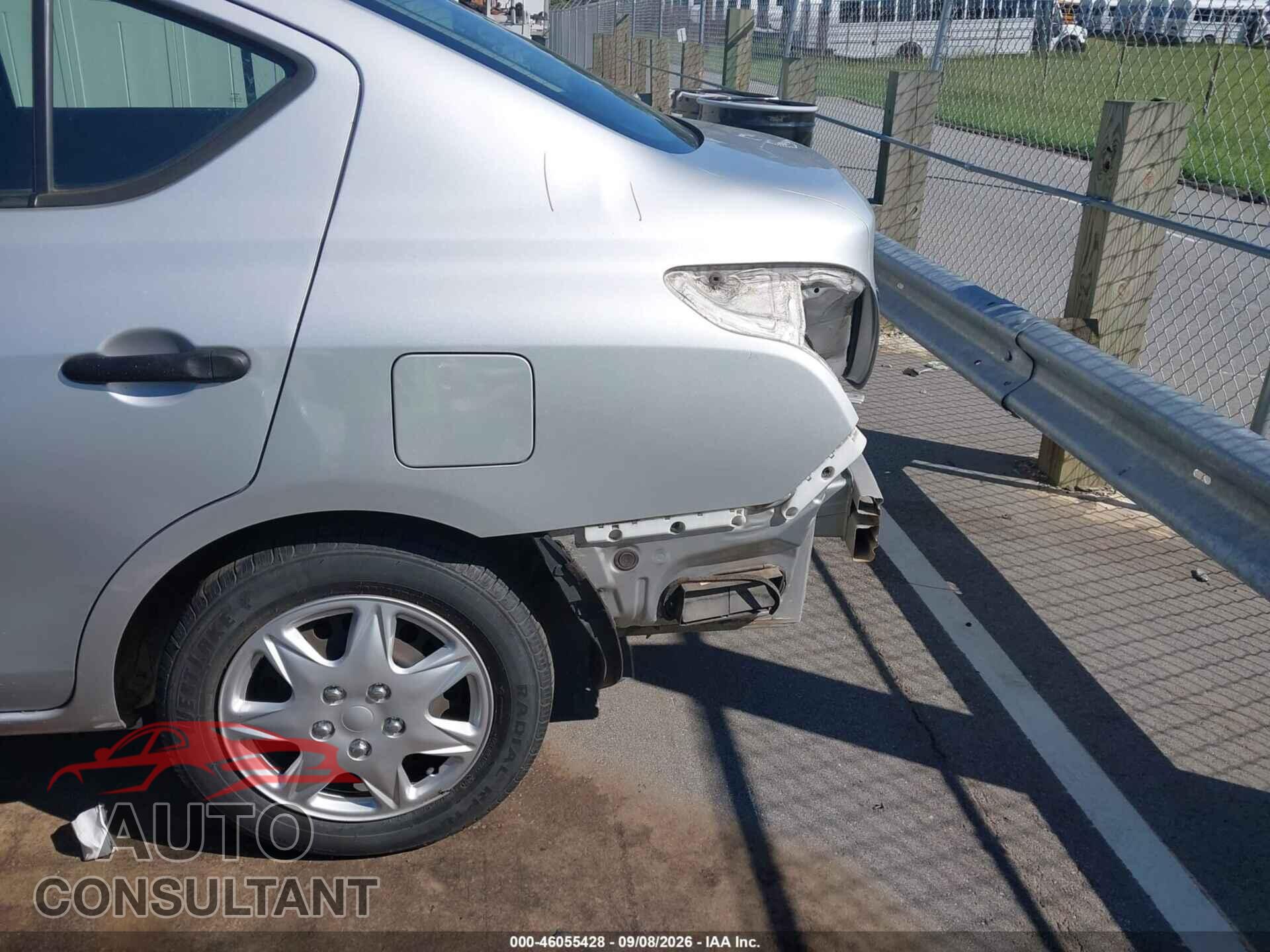NISSAN VERSA 2017 - 3N1CN7AP3HL800487
