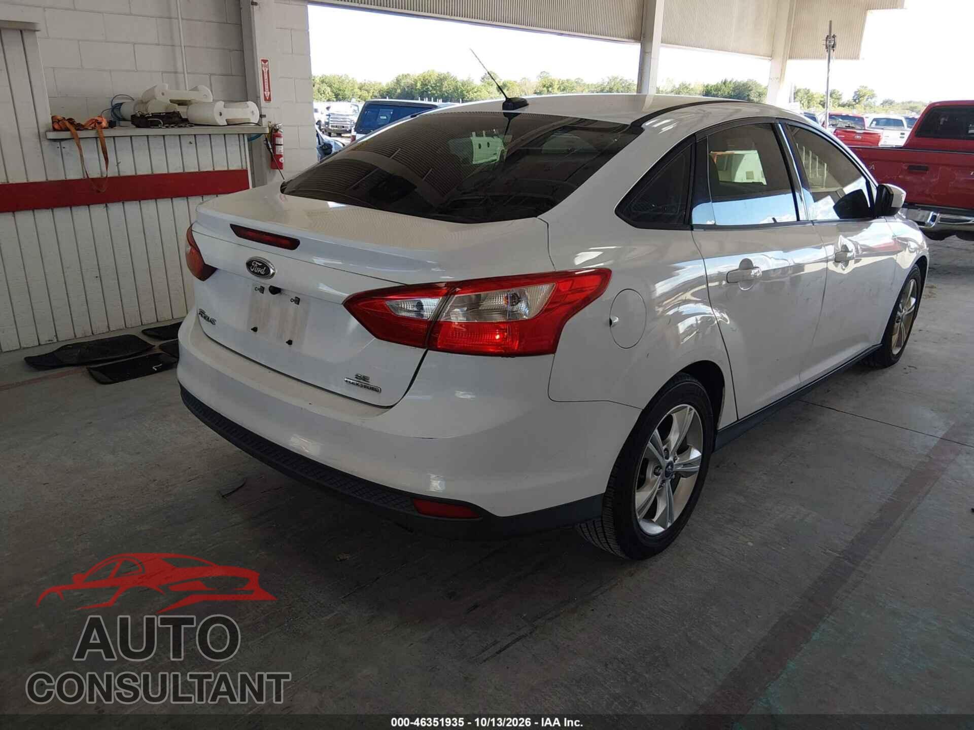 FORD FOCUS 2012 - 1FAHP3F22CL458172