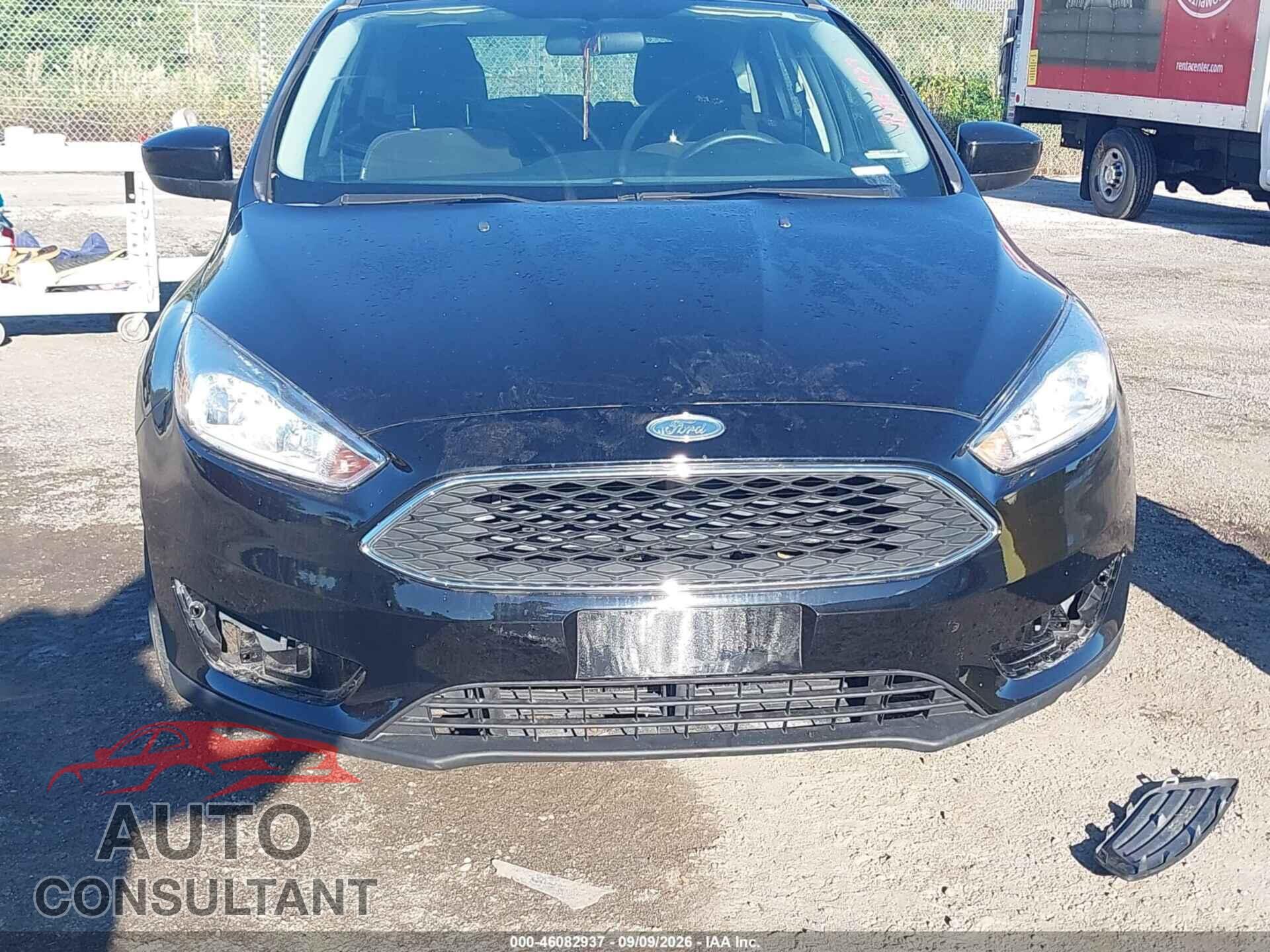 FORD FOCUS 2018 - 1FADP3K26JL209150