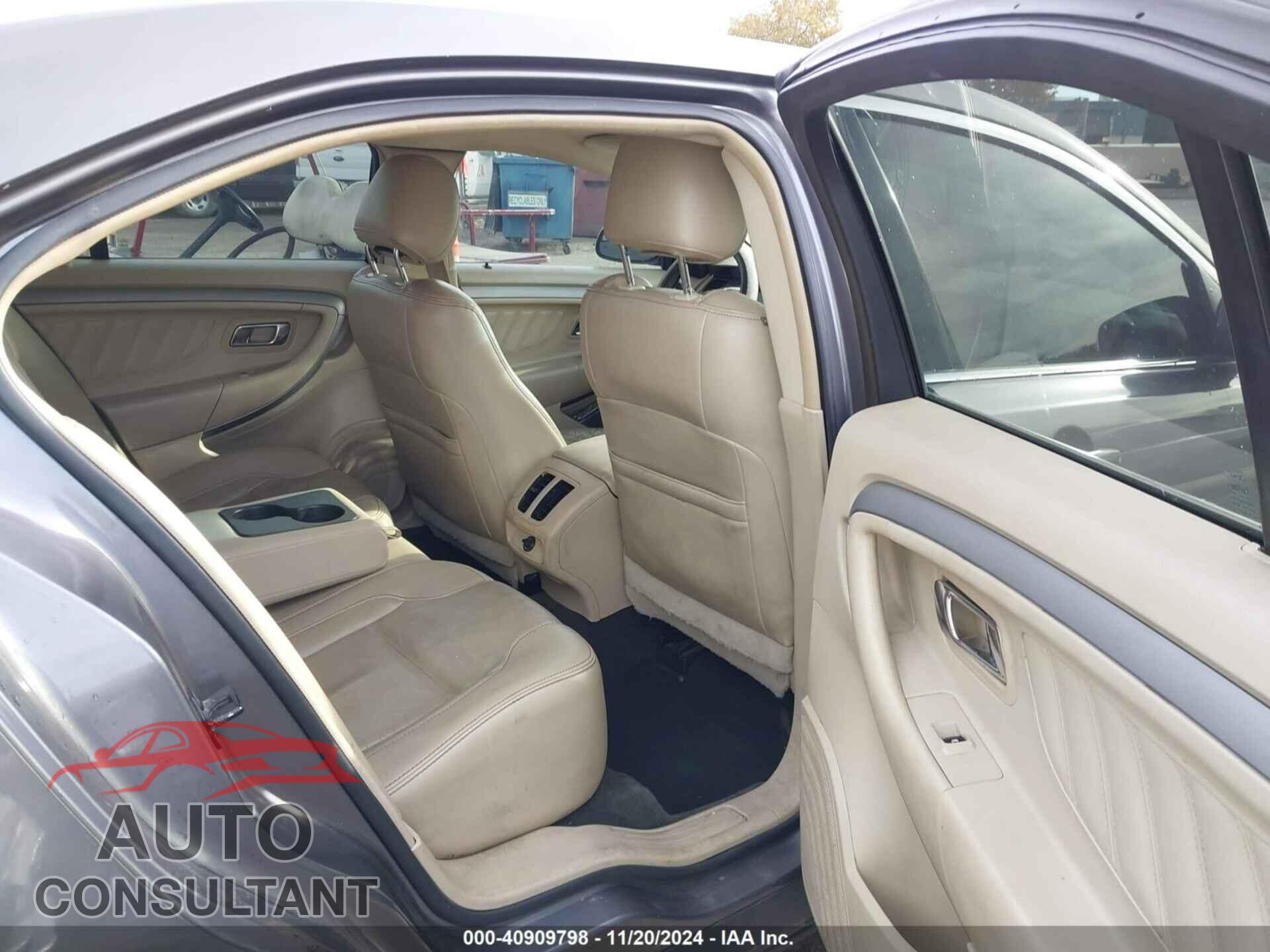 FORD TAURUS 2013 - 1FAHP2E86DG207892