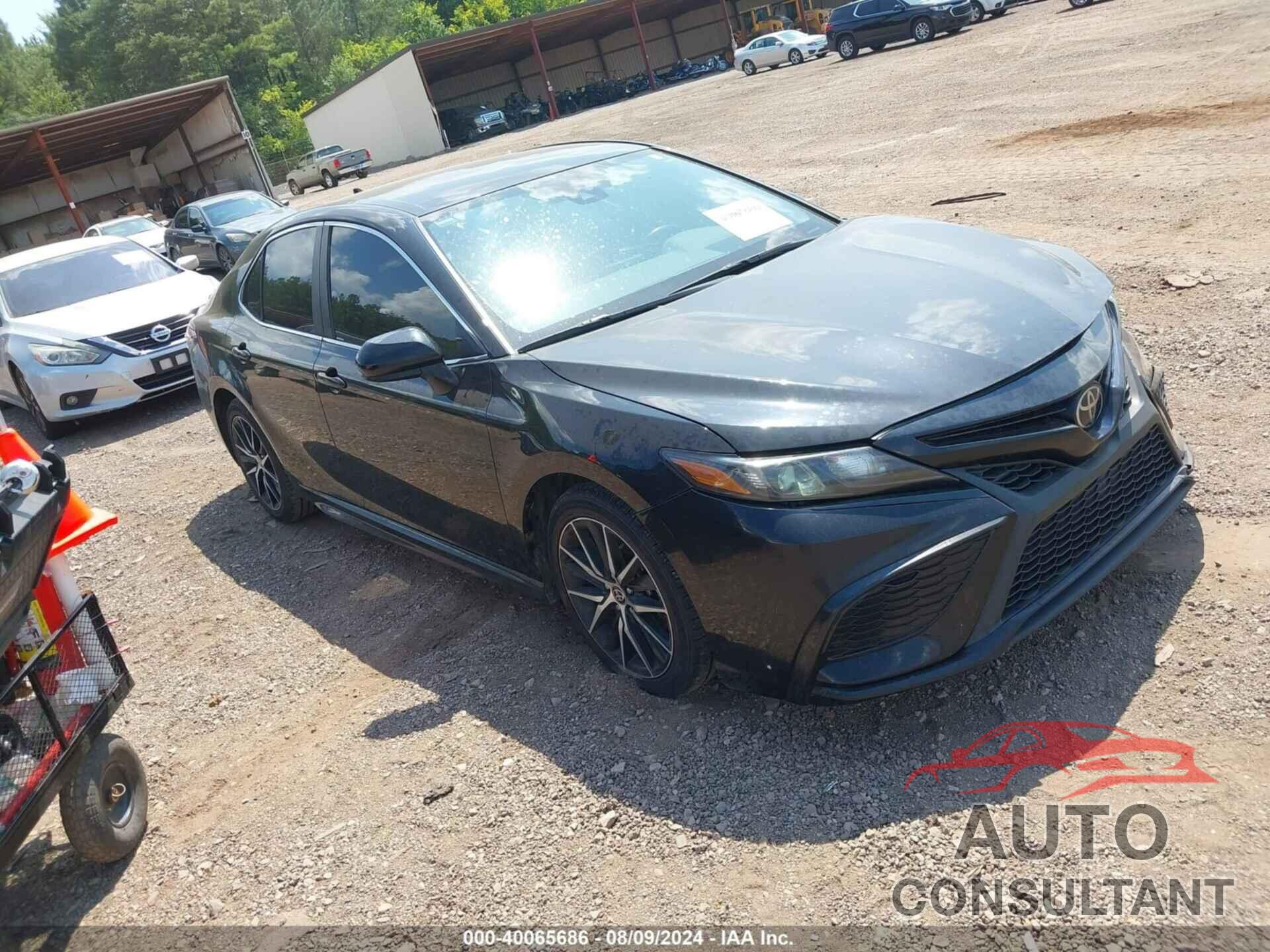 TOYOTA CAMRY 2021 - 4T1G11AK6MU532722