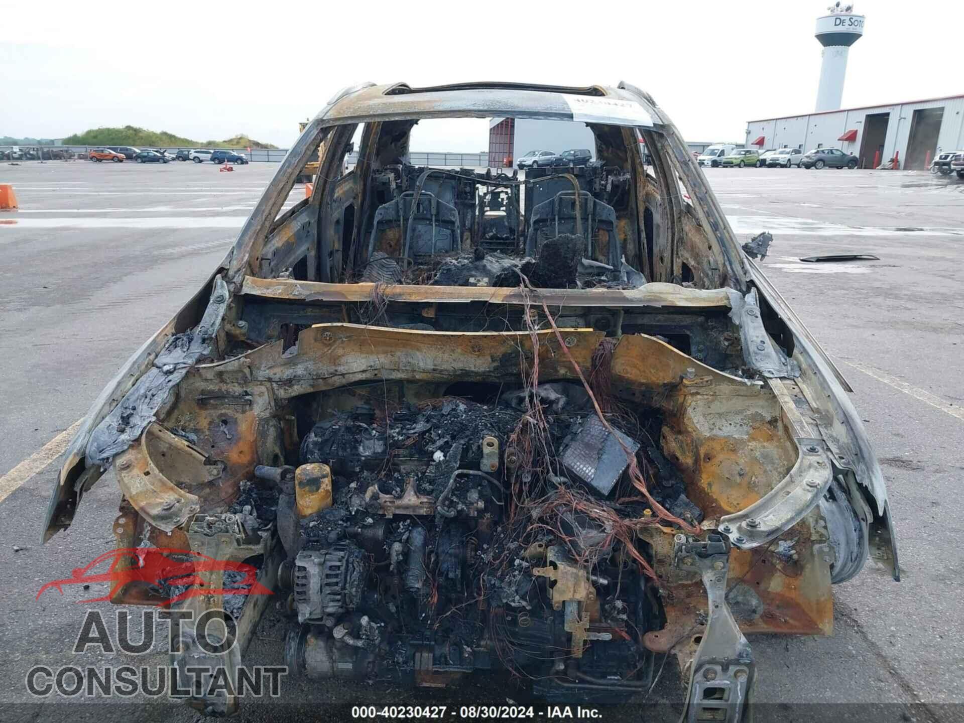 AUDI Q3 2016 - WA1EFCFS2GR021415