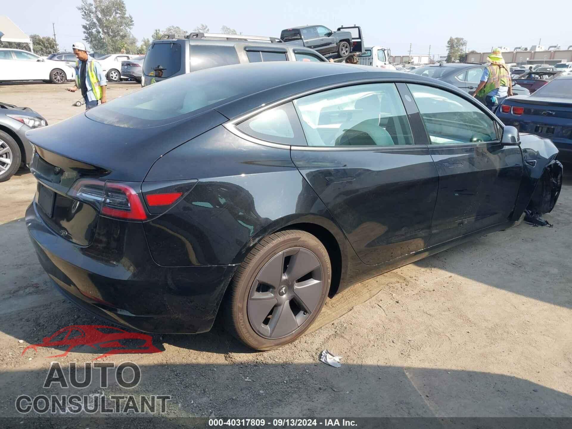 TESLA MODEL 3 2023 - 5YJ3E1EA2PF484707