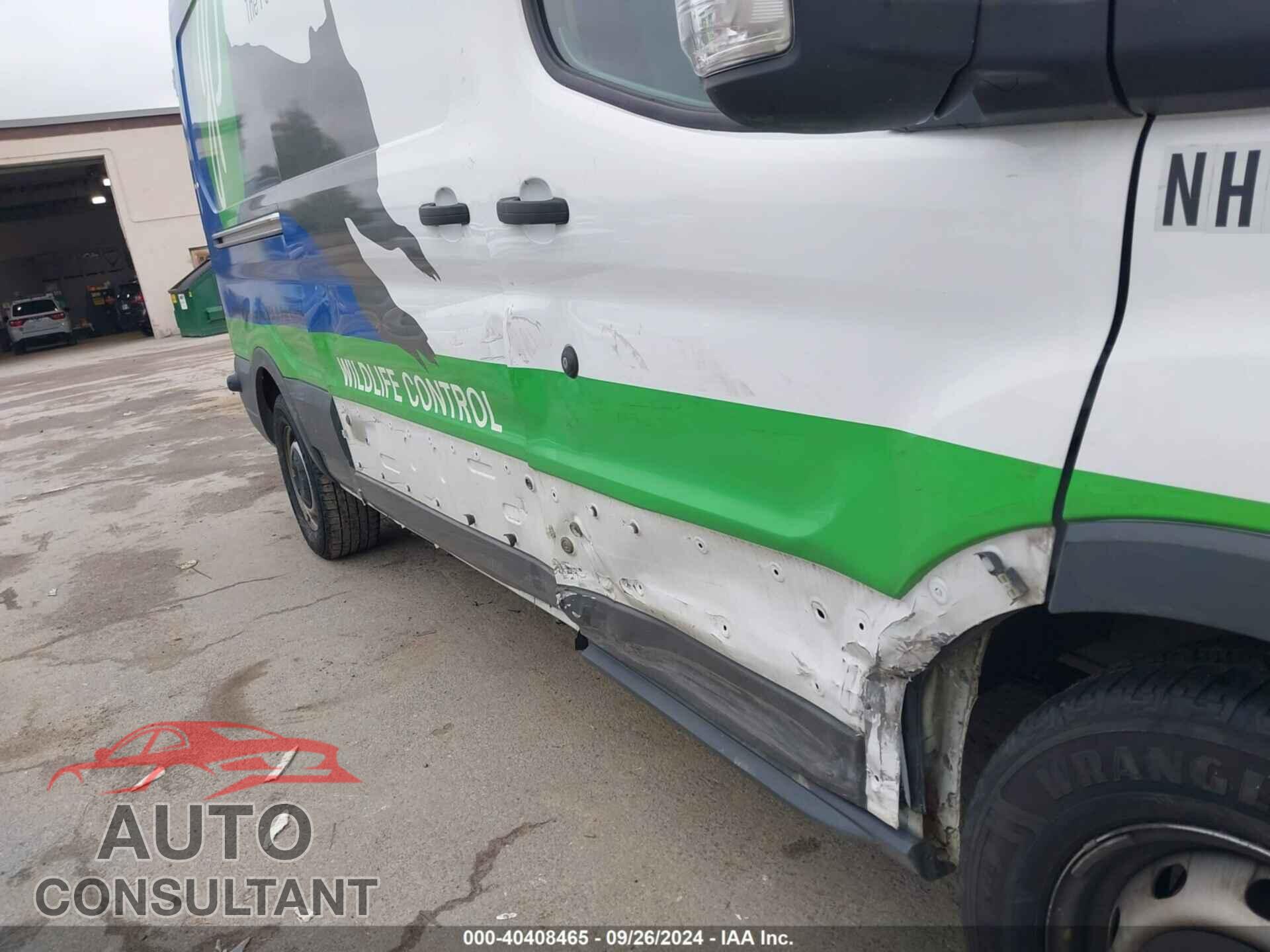 FORD TRANSIT-150 2017 - 1FTYE2CM0HKA38441