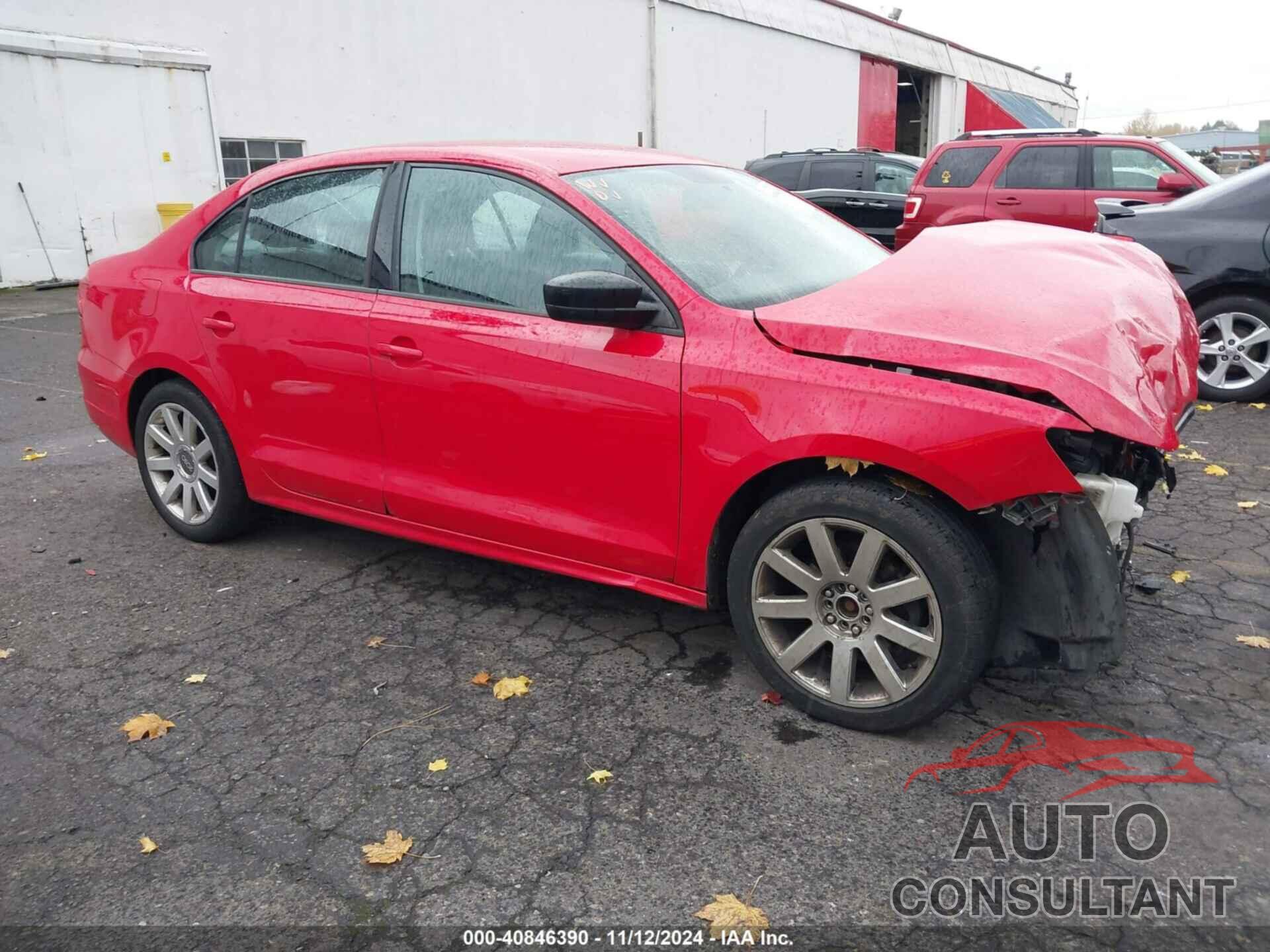 VOLKSWAGEN JETTA 2013 - 3VW2K7AJ9DM403736