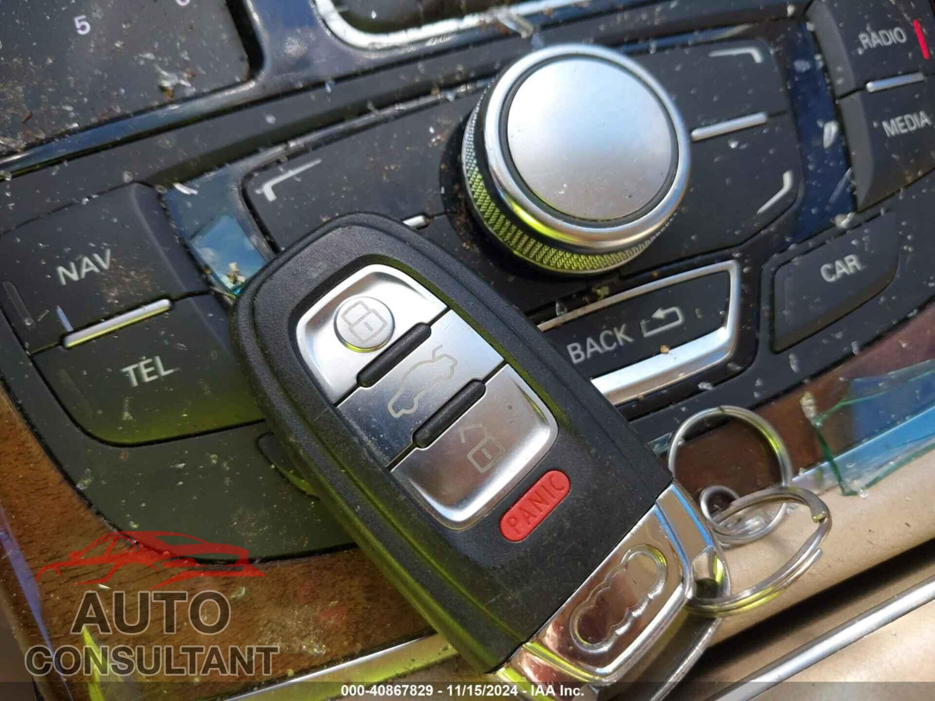AUDI A6 2013 - WAUDFAFC2DN082407
