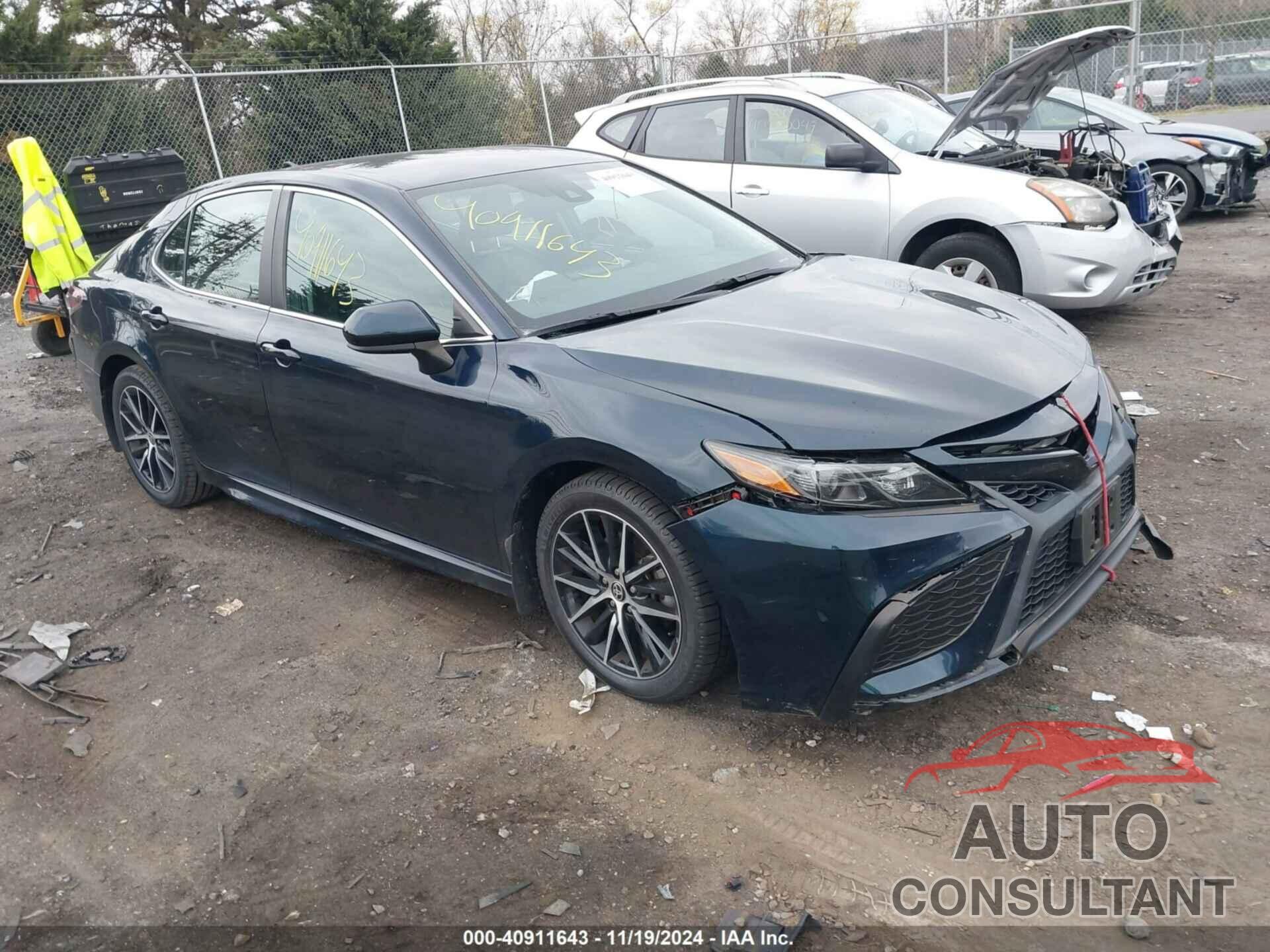 TOYOTA CAMRY 2021 - 4T1G11AK2MU542437