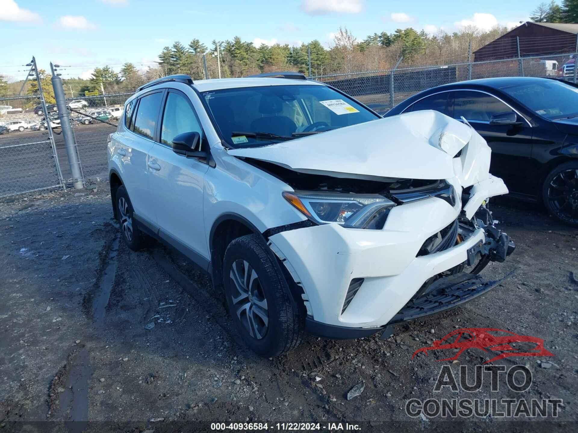 TOYOTA RAV4 2017 - JTMBFREV5HJ115442