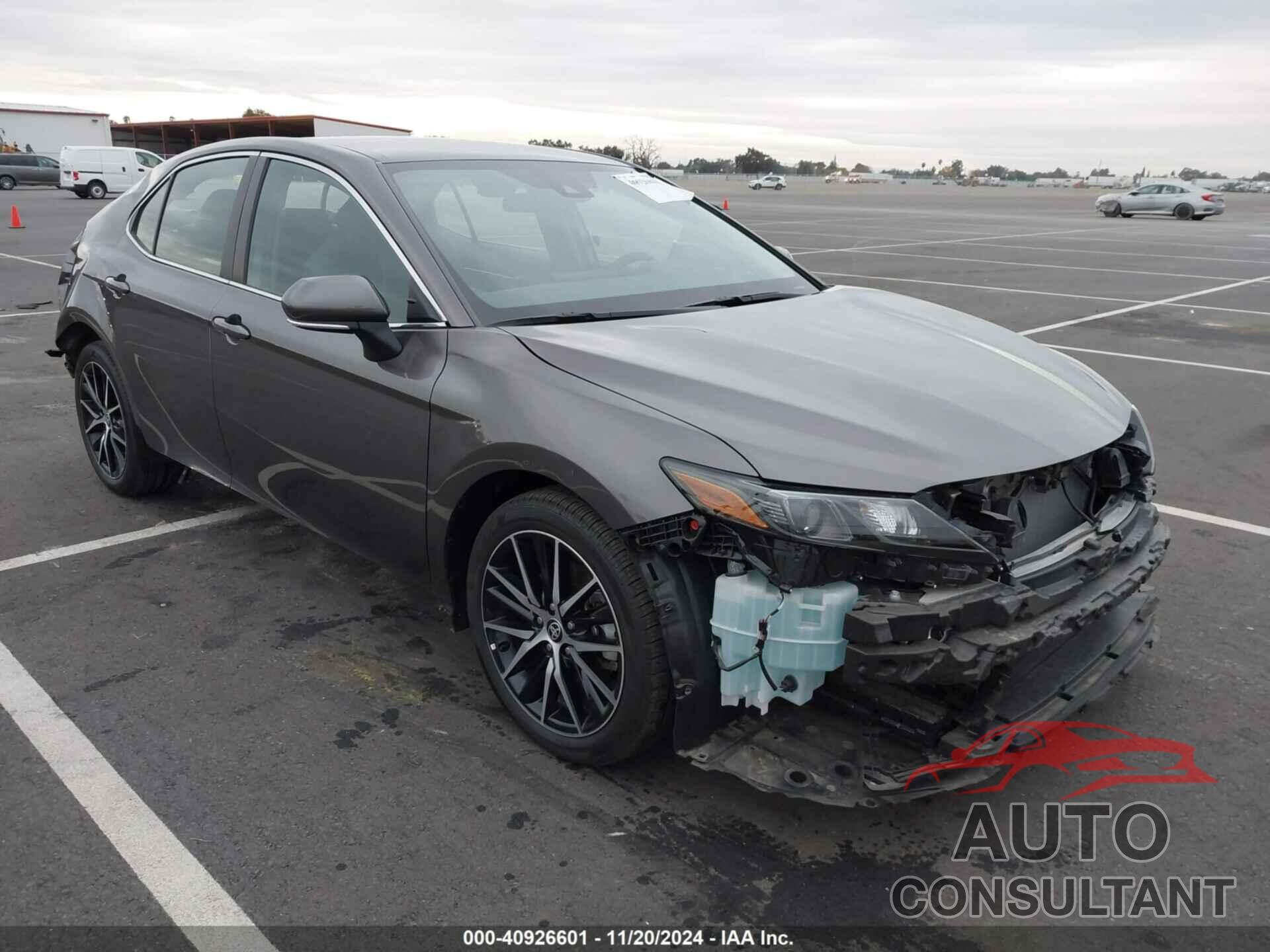 TOYOTA CAMRY 2023 - 4T1G11AK8PU829494