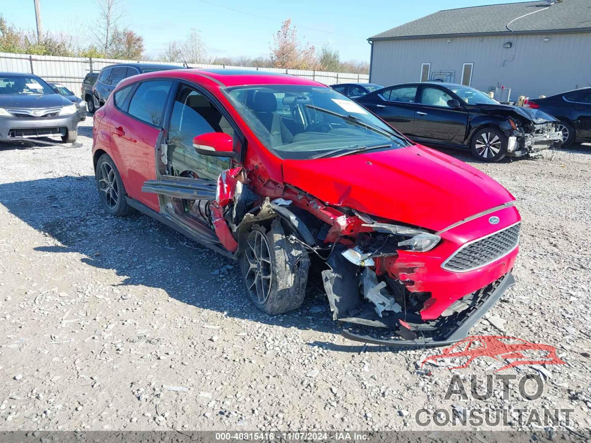 FORD FOCUS 2017 - 1FADP3M24HL213706