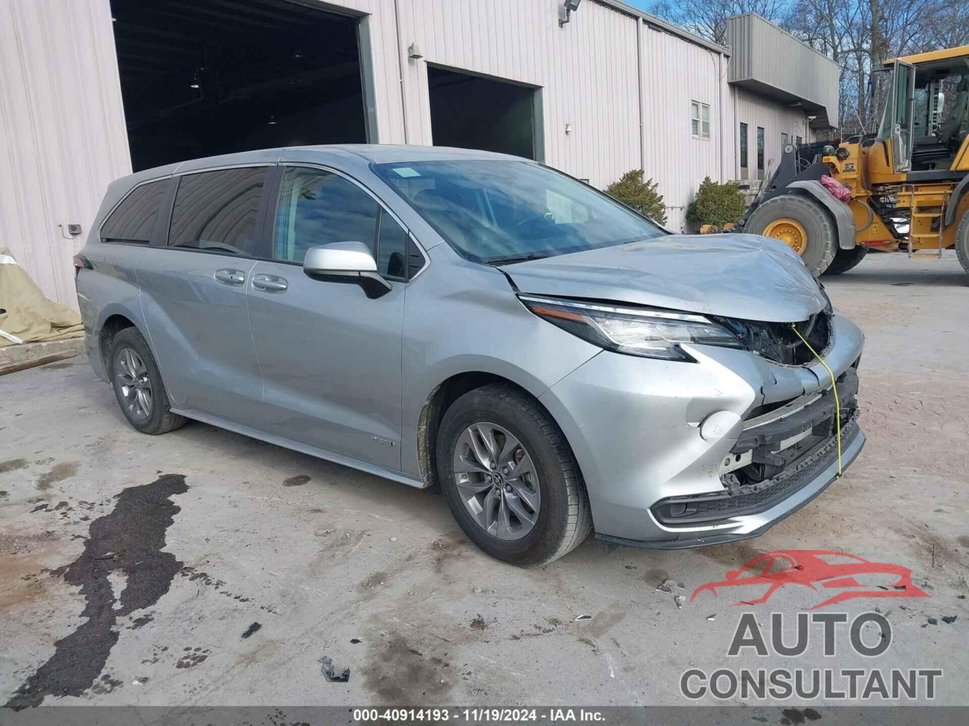 TOYOTA SIENNA 2021 - 5TDKSKFC1MS036492