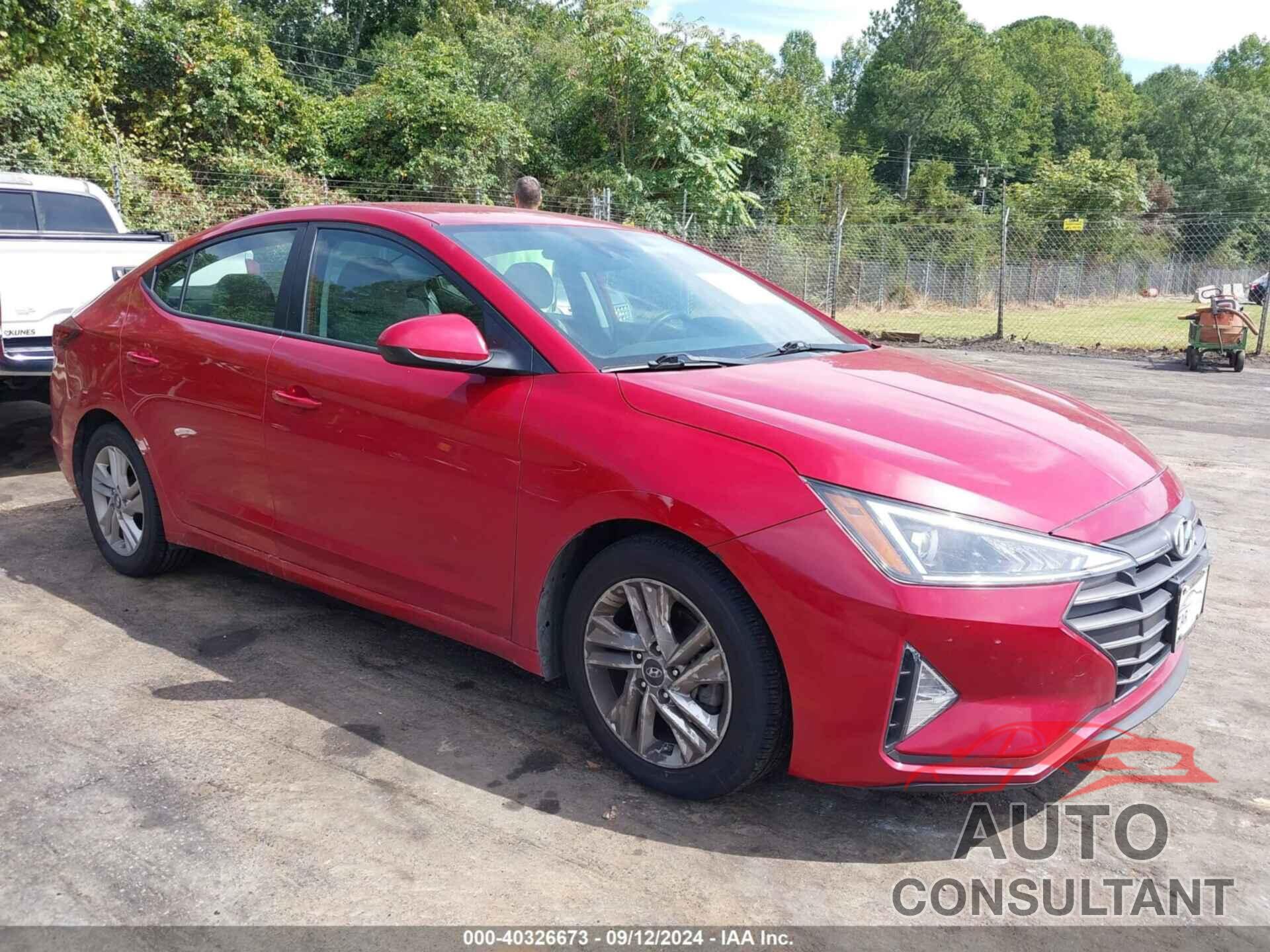 HYUNDAI ELANTRA 2020 - 5NPD84LF1LH510186