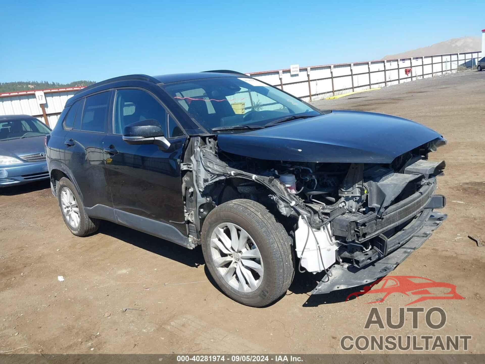 TOYOTA COROLLA CROSS 2022 - 7MUCAABG0NV025565