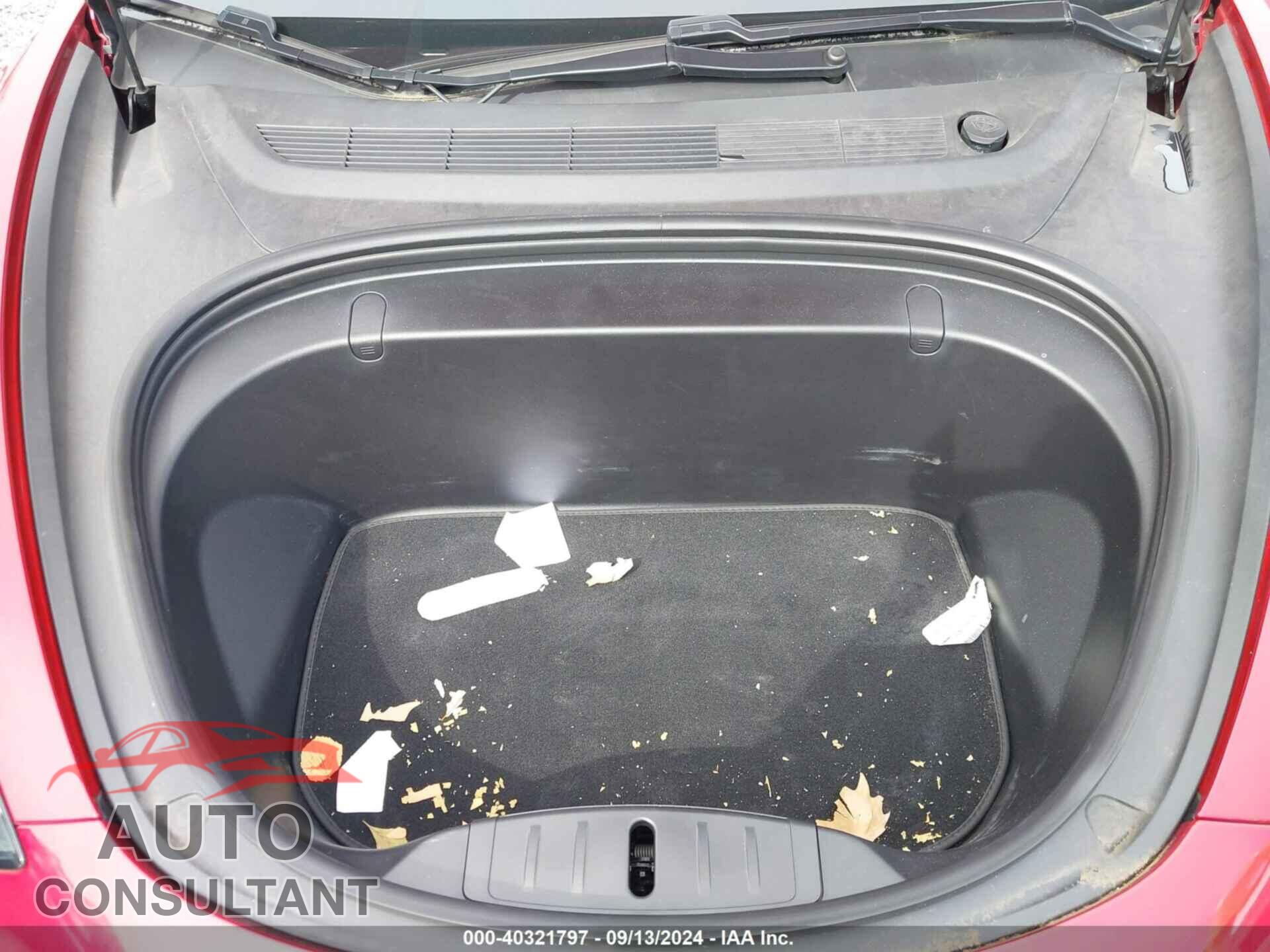 TESLA MODEL 3 2019 - 5YJ3E1EB6KF368024