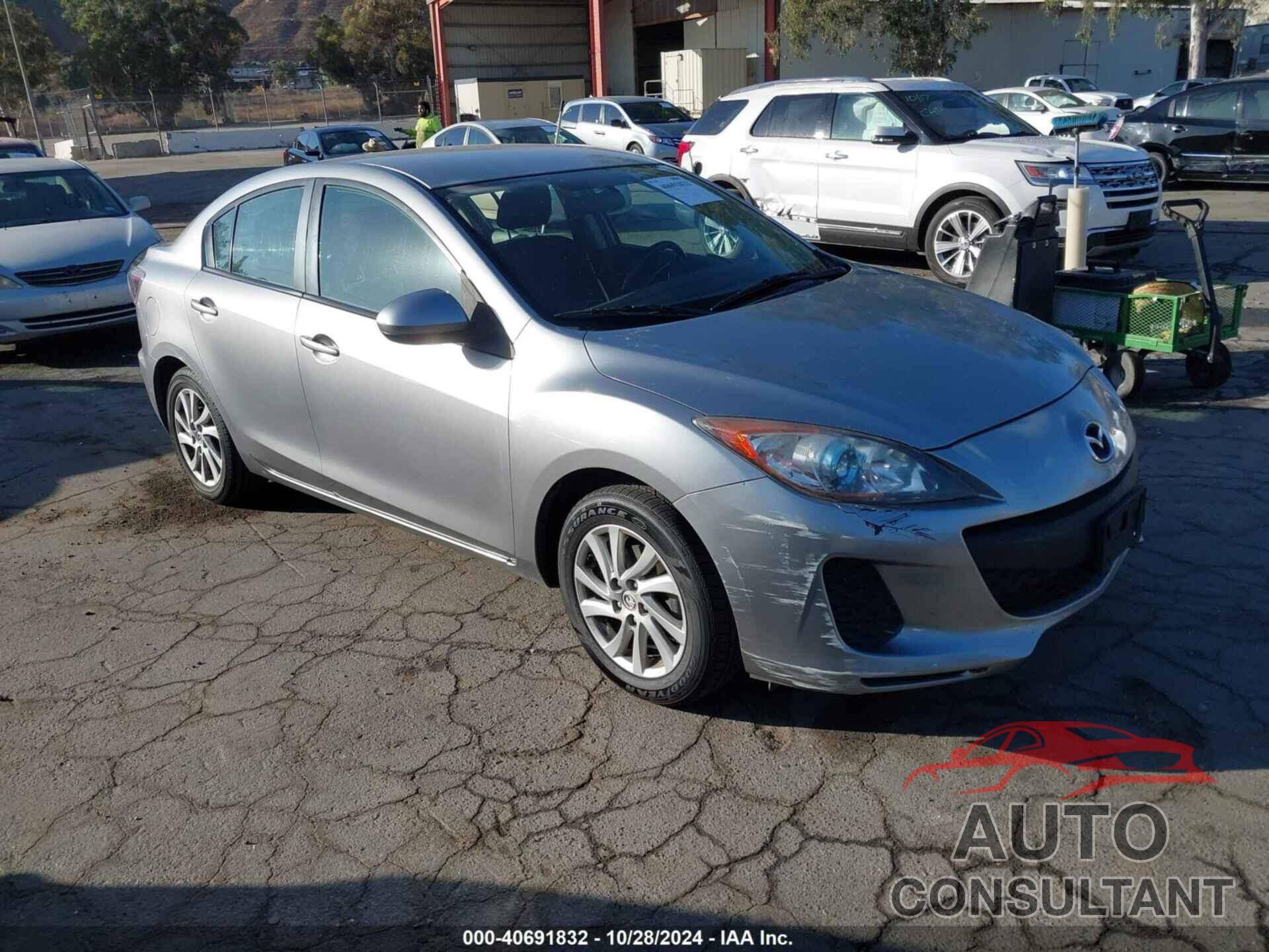 MAZDA MAZDA3 2012 - JM1BL1V89C1537033