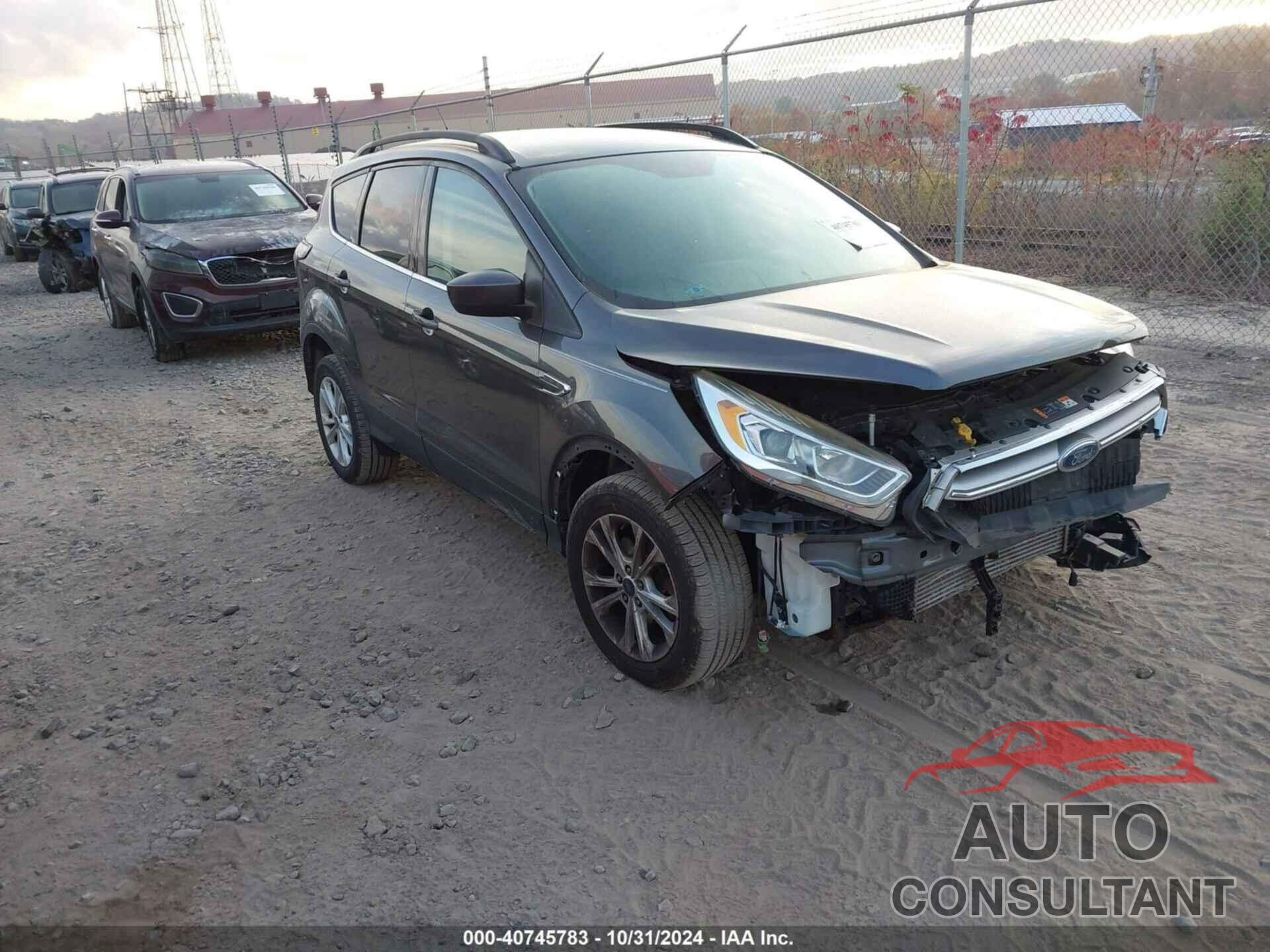 FORD ESCAPE 2017 - 1FMCU9G91HUB97870