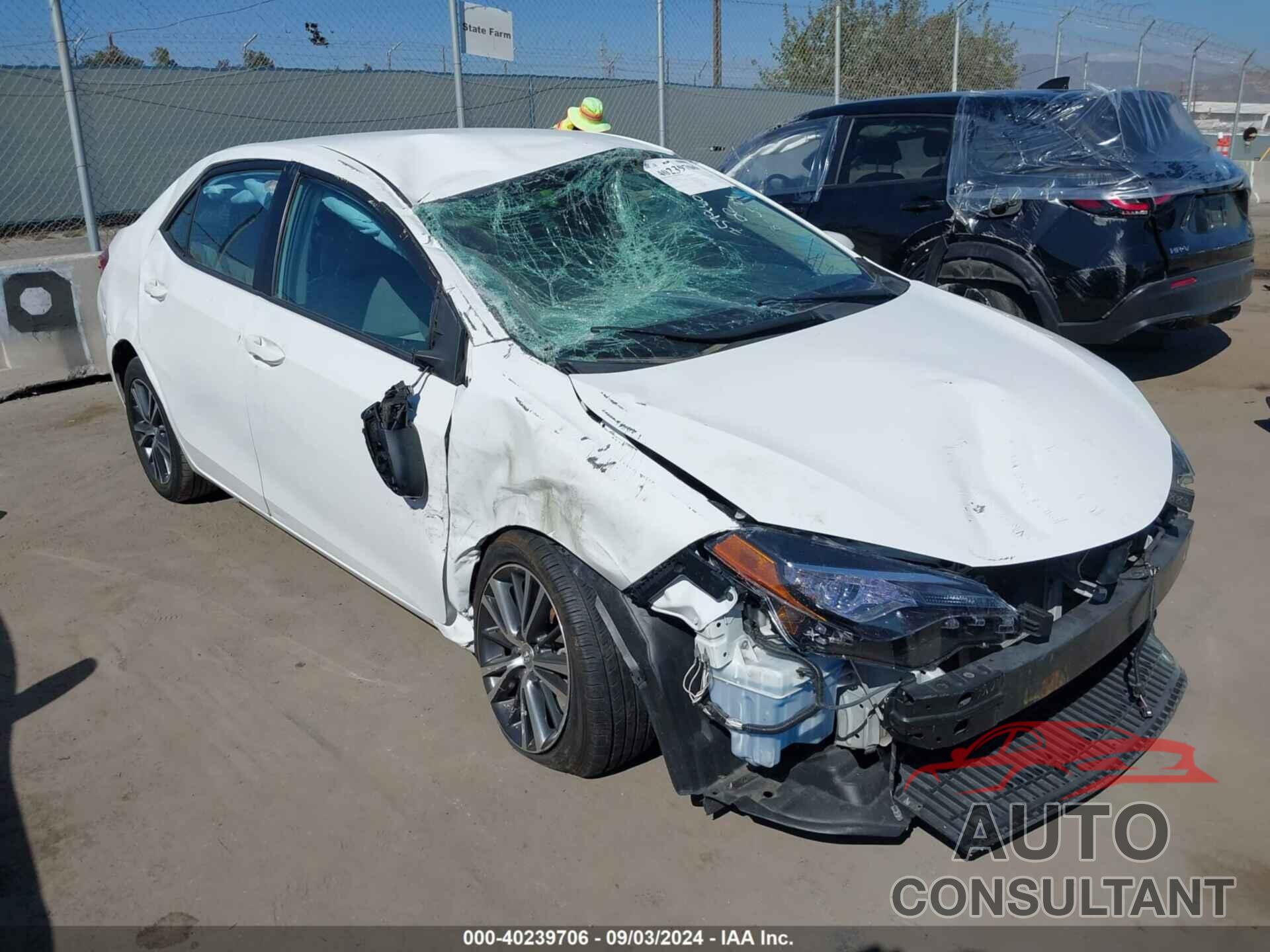 TOYOTA COROLLA 2017 - 5YFBURHE2HP646501
