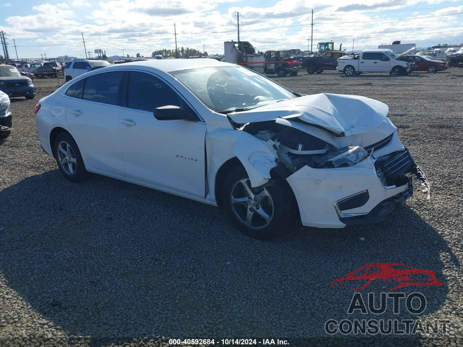 CHEVROLET MALIBU 2017 - 1G1ZB5ST3HF175883