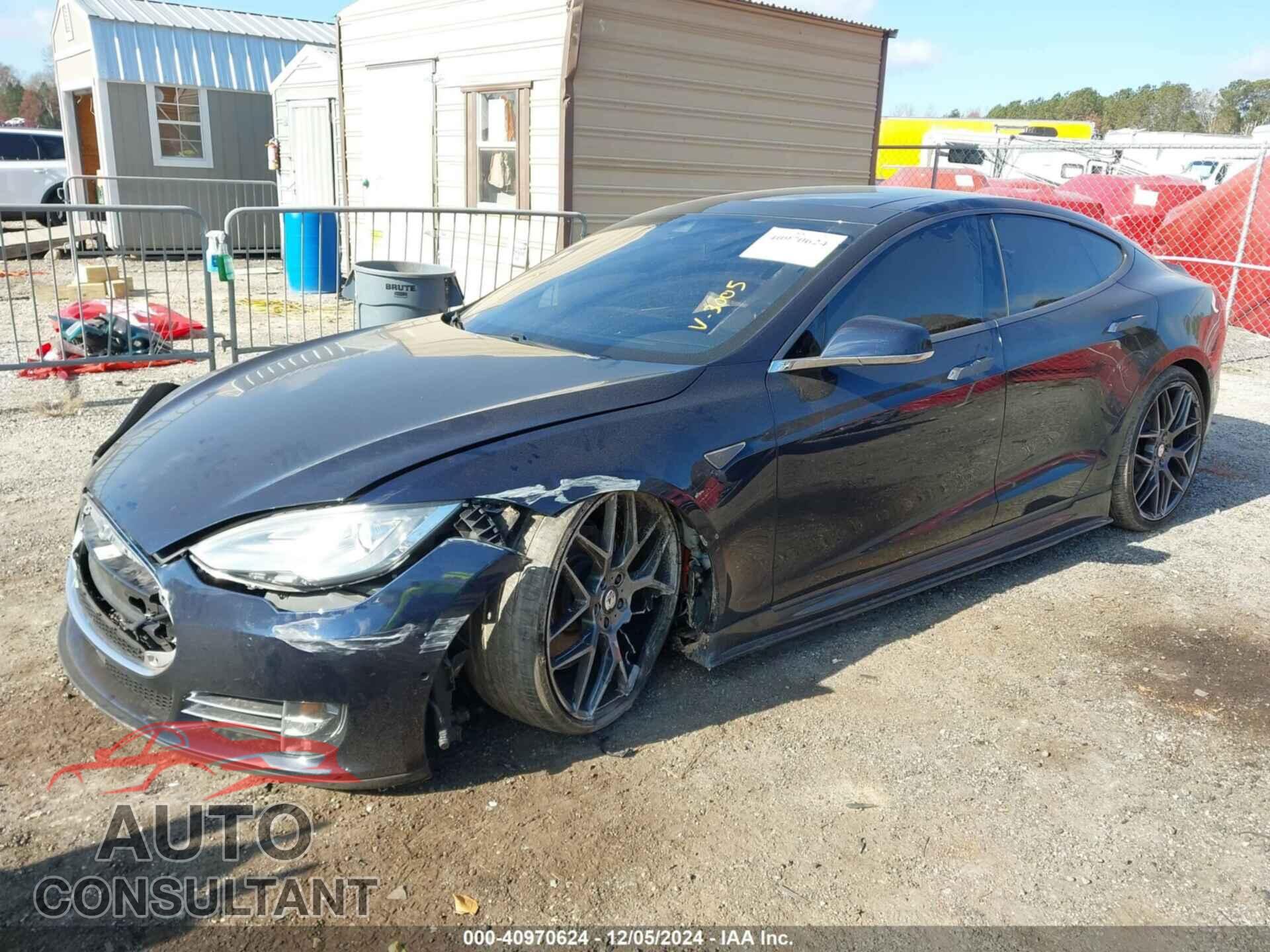 TESLA MODEL S 2015 - 5YJSA4H47FF083005