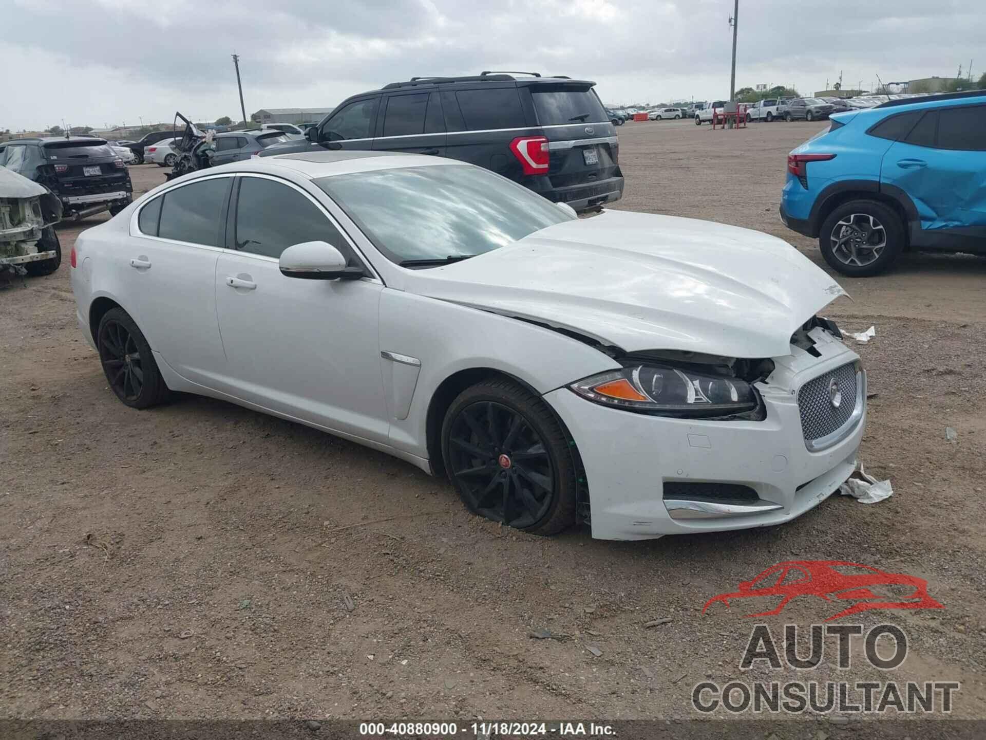 JAGUAR XF 2014 - SAJWA0ES2EPU16648