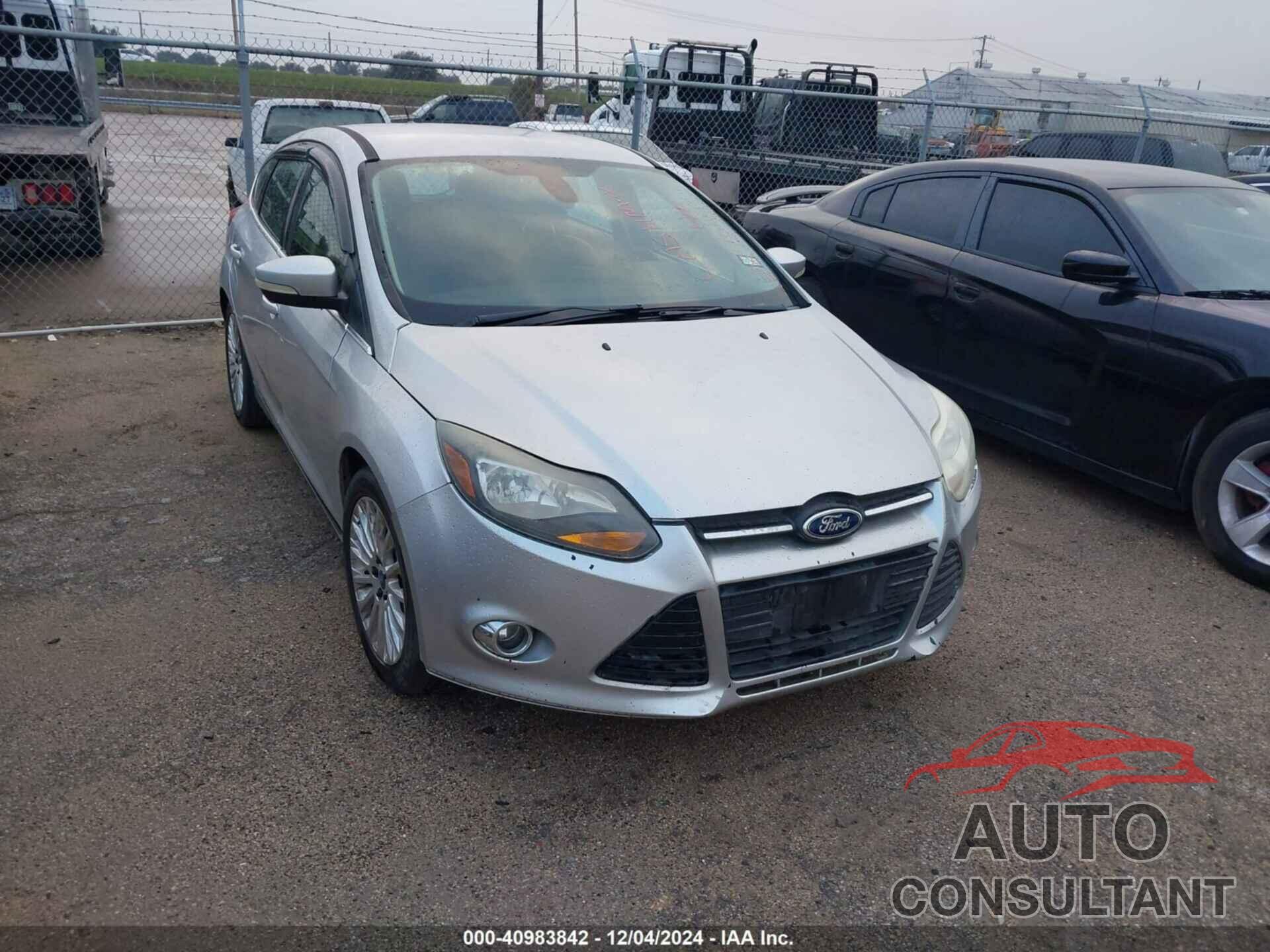 FORD FOCUS 2012 - 1FAHP3N2XCL284241