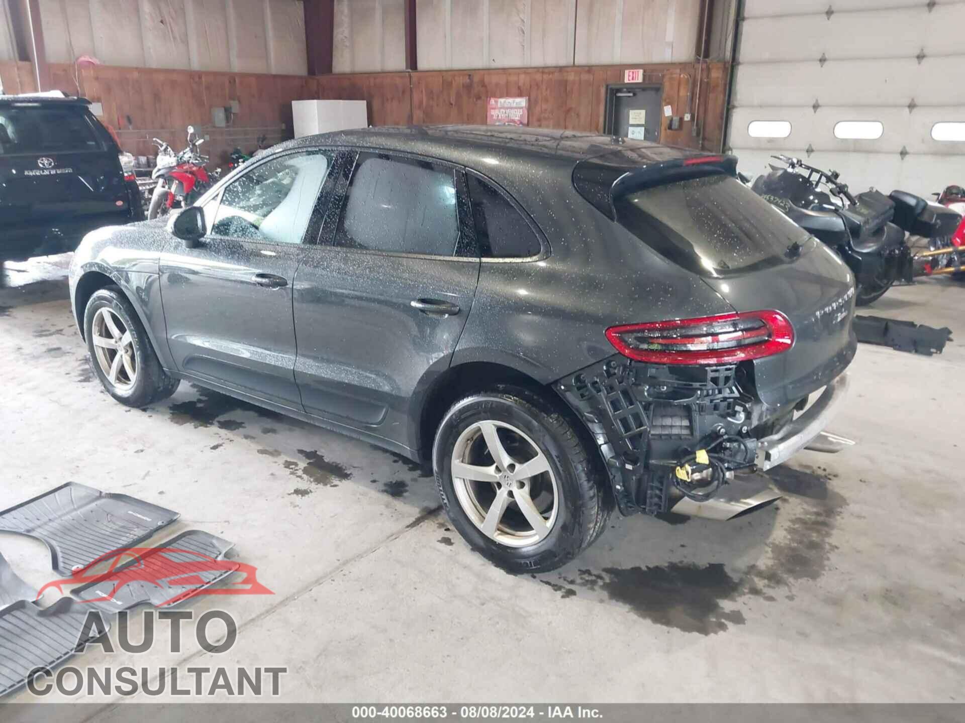 PORSCHE MACAN 2018 - WP1AA2A51JLB17043
