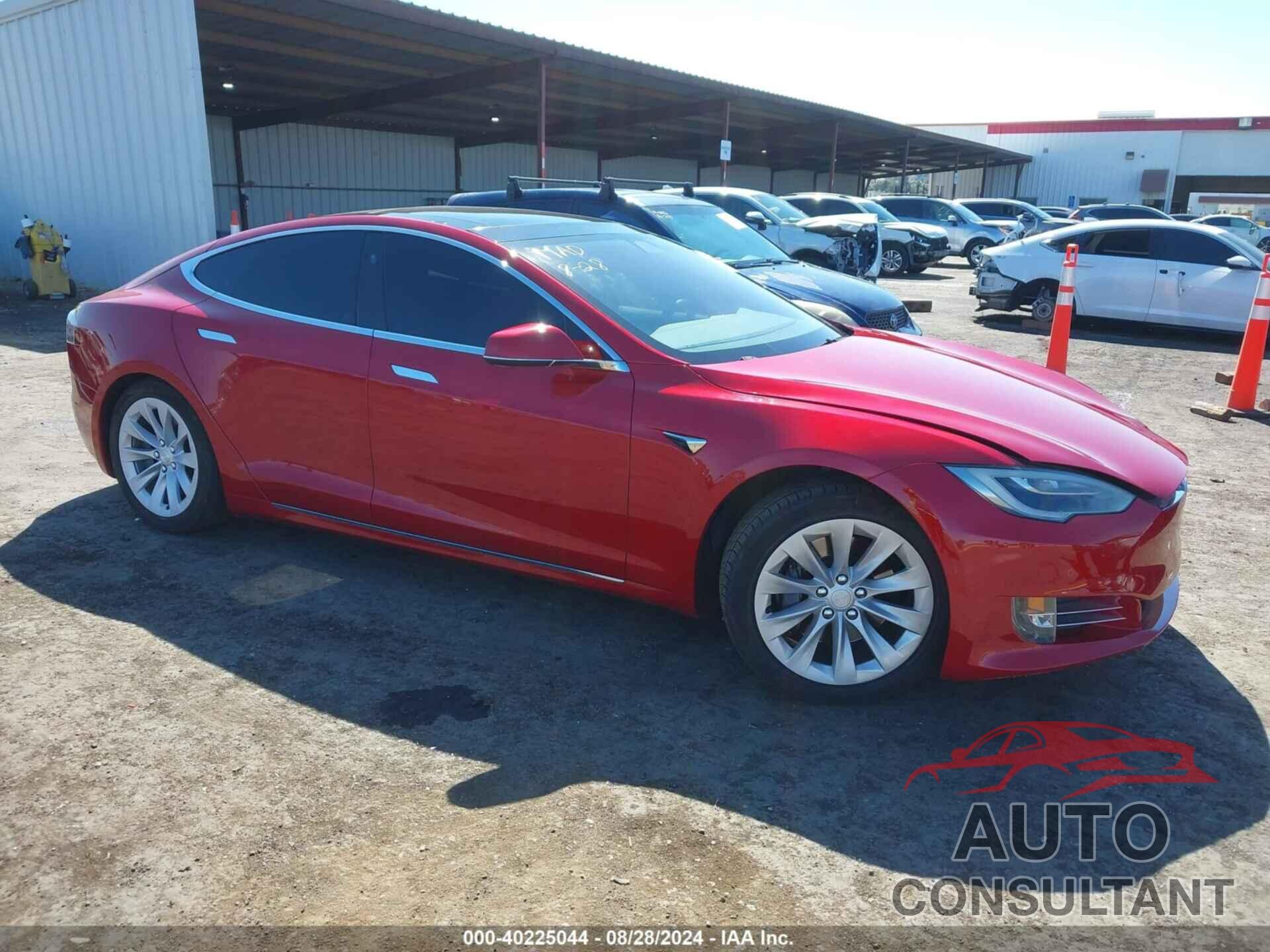 TESLA MODEL S 2018 - 5YJSA1E26JF257222