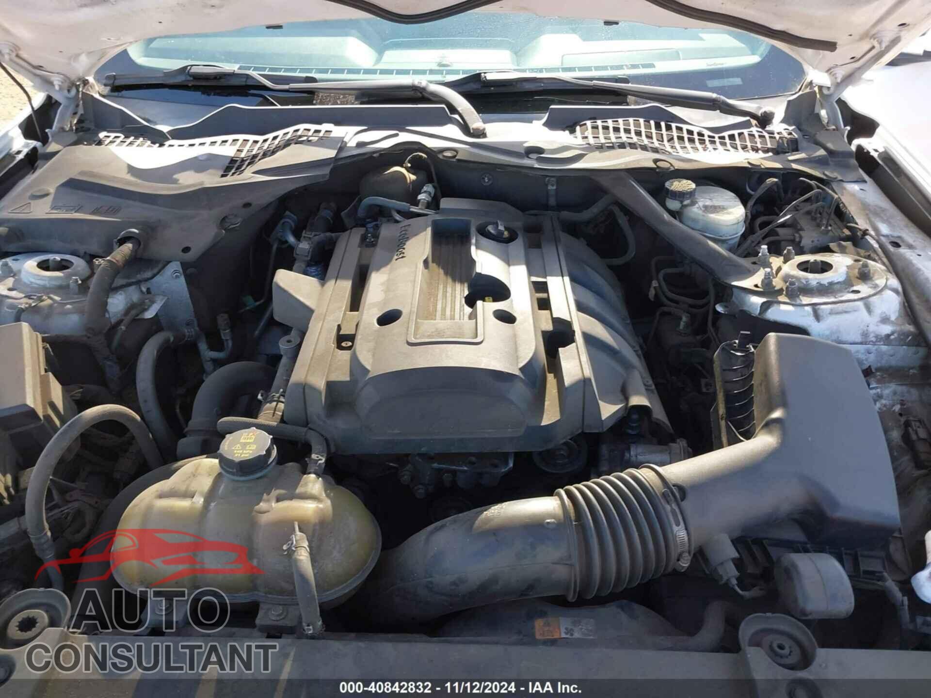 FORD MUSTANG 2017 - 1FATP8UH3H5218381