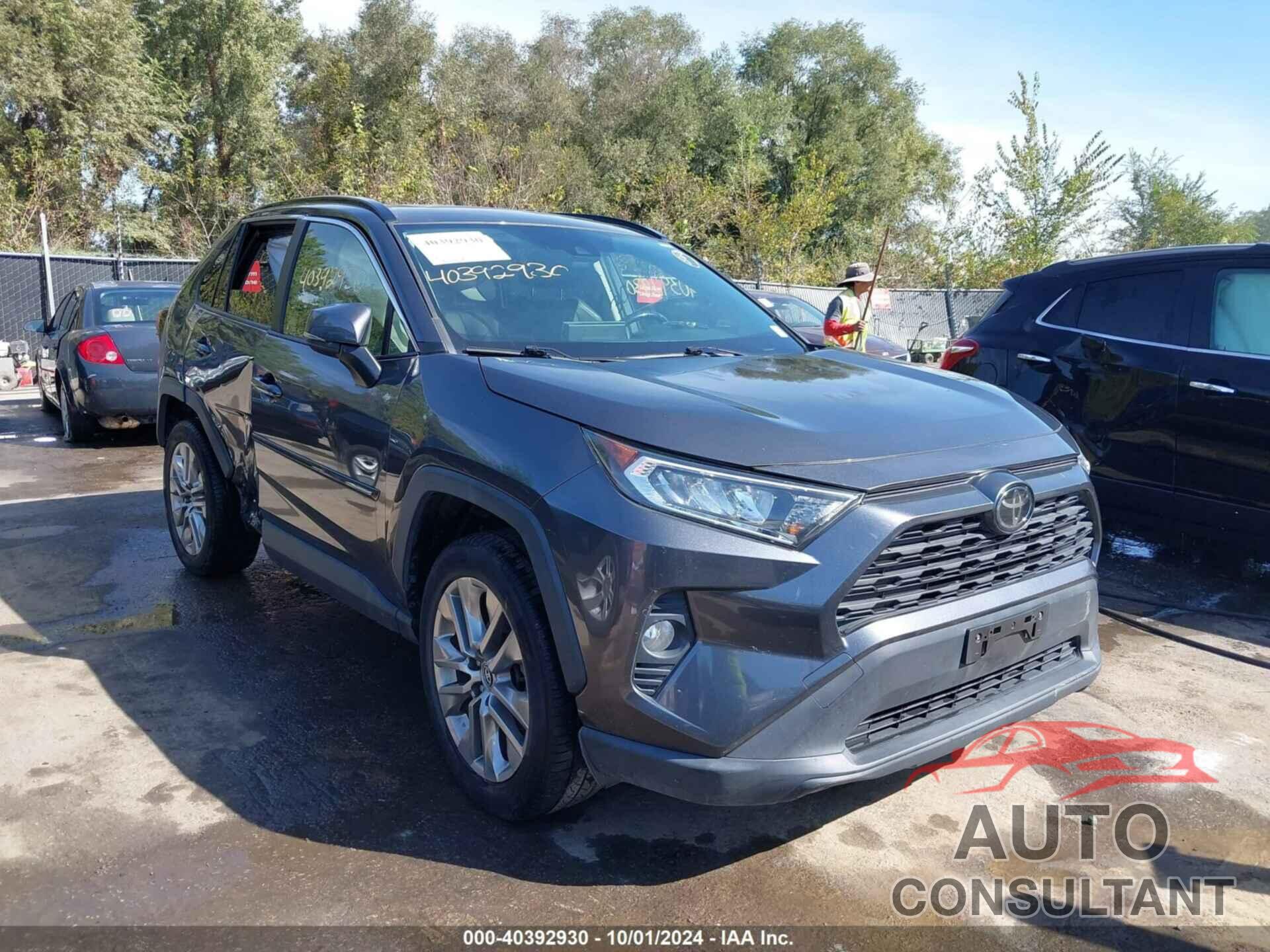 TOYOTA RAV4 2019 - JTMA1RFV1KD006247