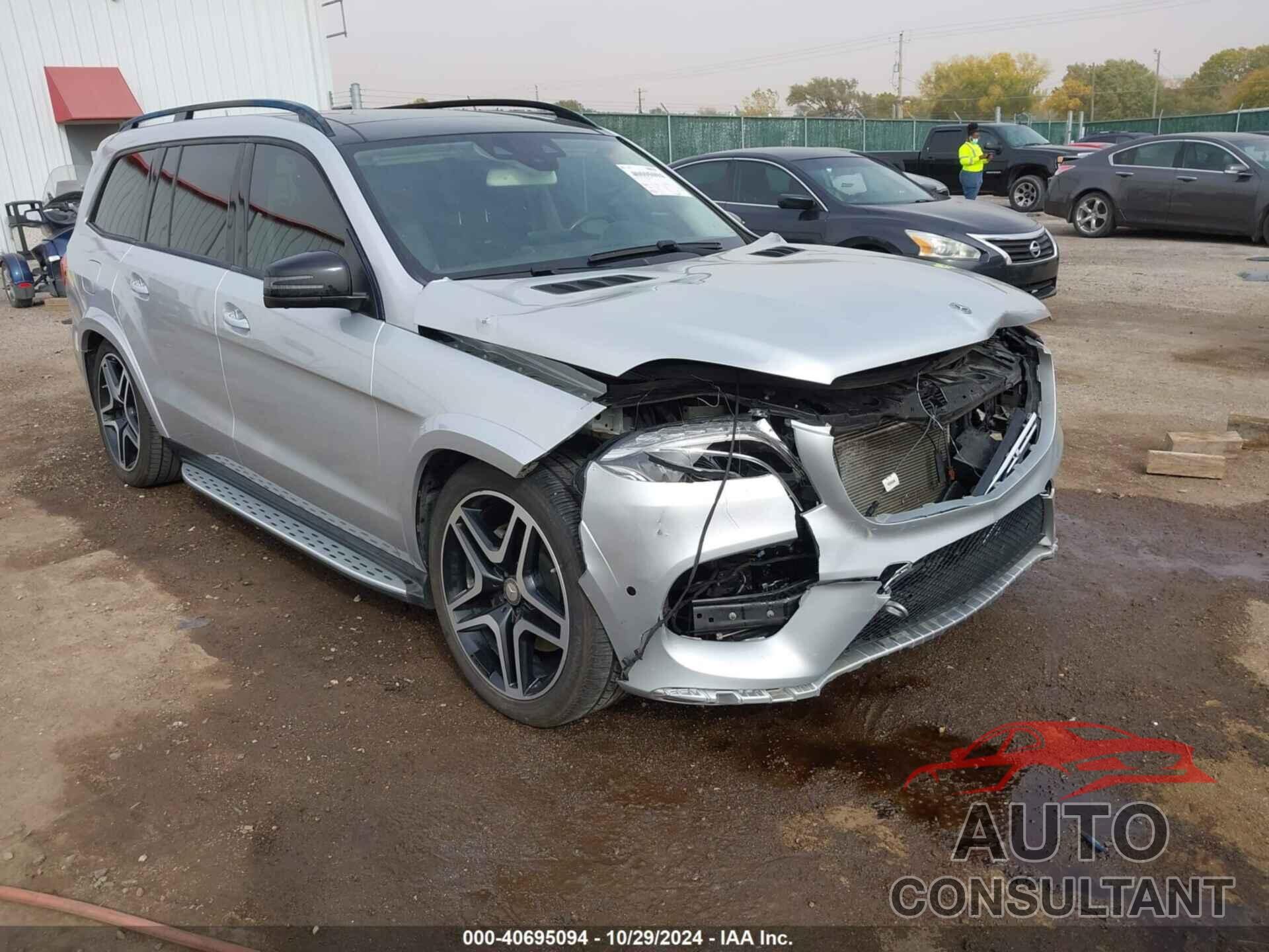 MERCEDES-BENZ GLS 550 2018 - 4JGDF7DE6JB067878