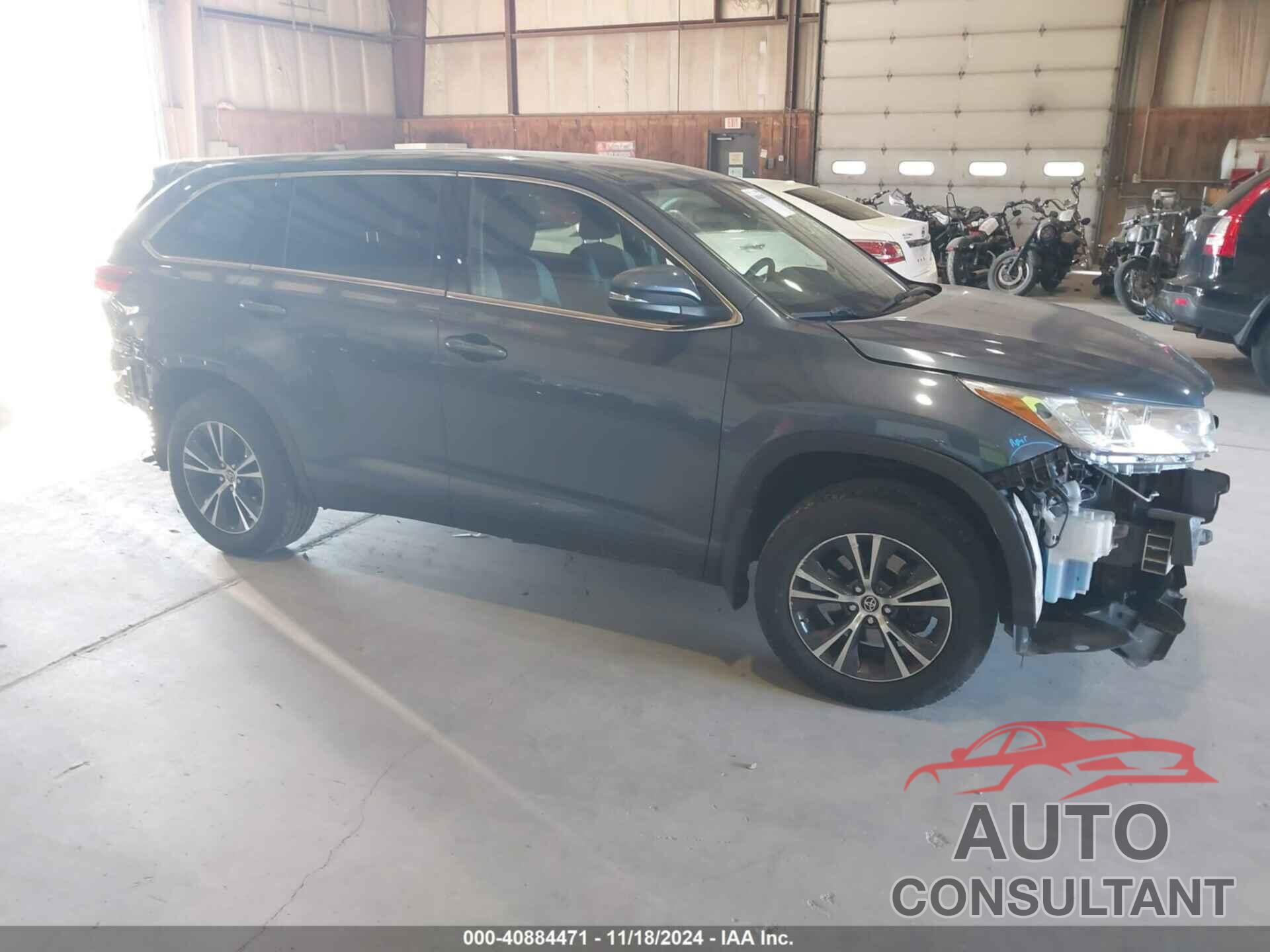 TOYOTA HIGHLANDER 2019 - 5TDBZRFH8KS740959