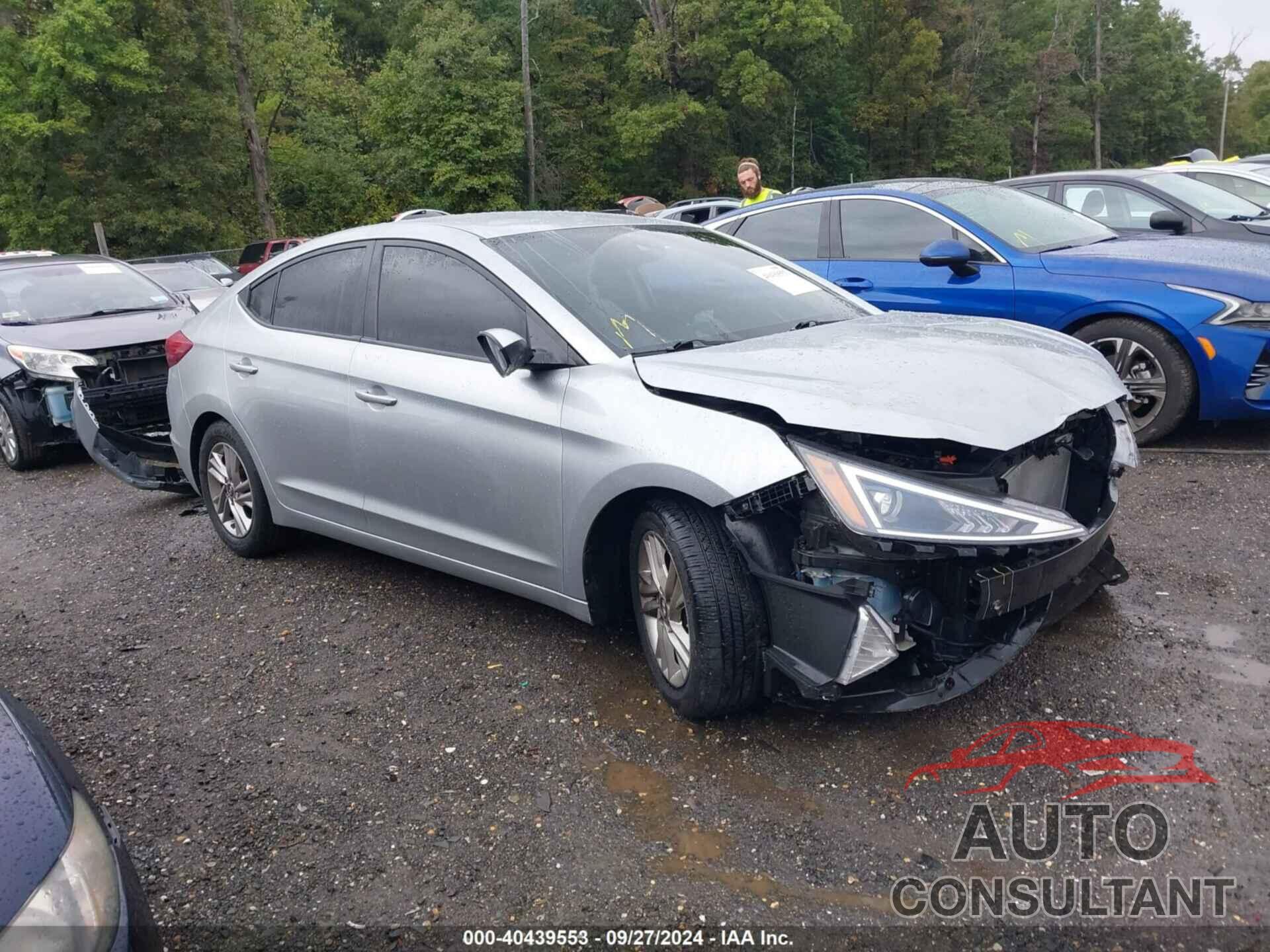 HYUNDAI ELANTRA 2020 - KMHD84LFXLU045926