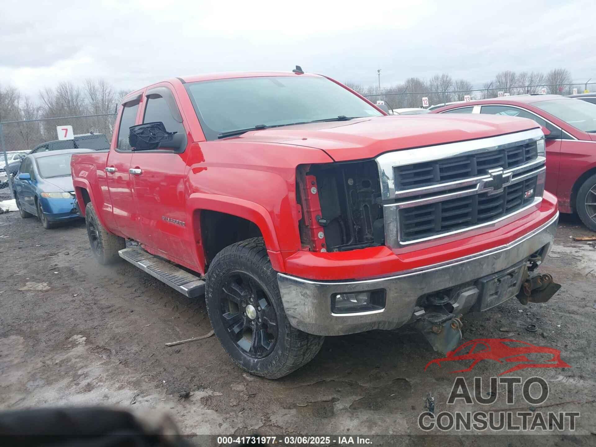 CHEVROLET SILVERADO 1500 2014 - 1GCVKREC7EZ139746