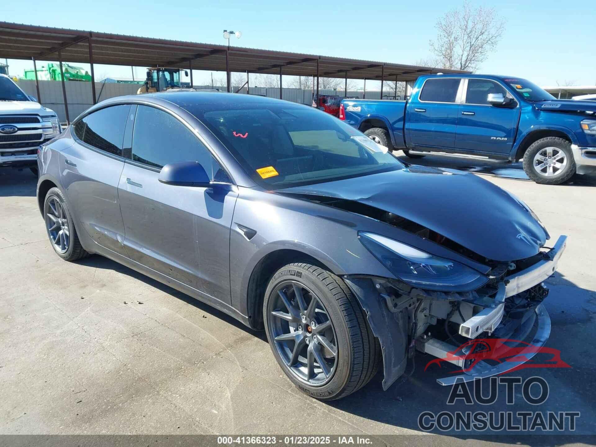 TESLA MODEL 3 2022 - 5YJ3E1EB9NF197127