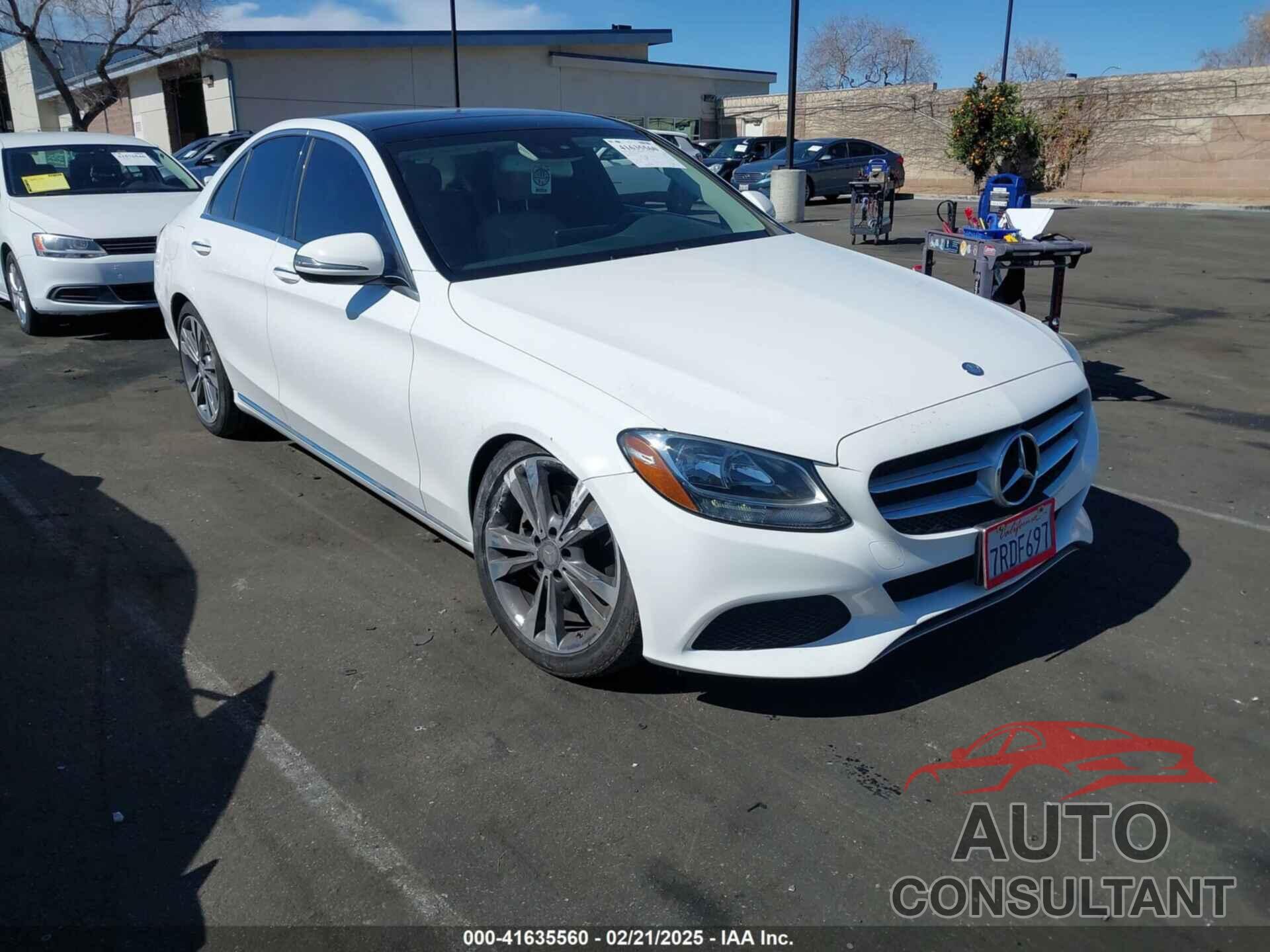 MERCEDES-BENZ C 300 2016 - 55SWF4JB9GU132720