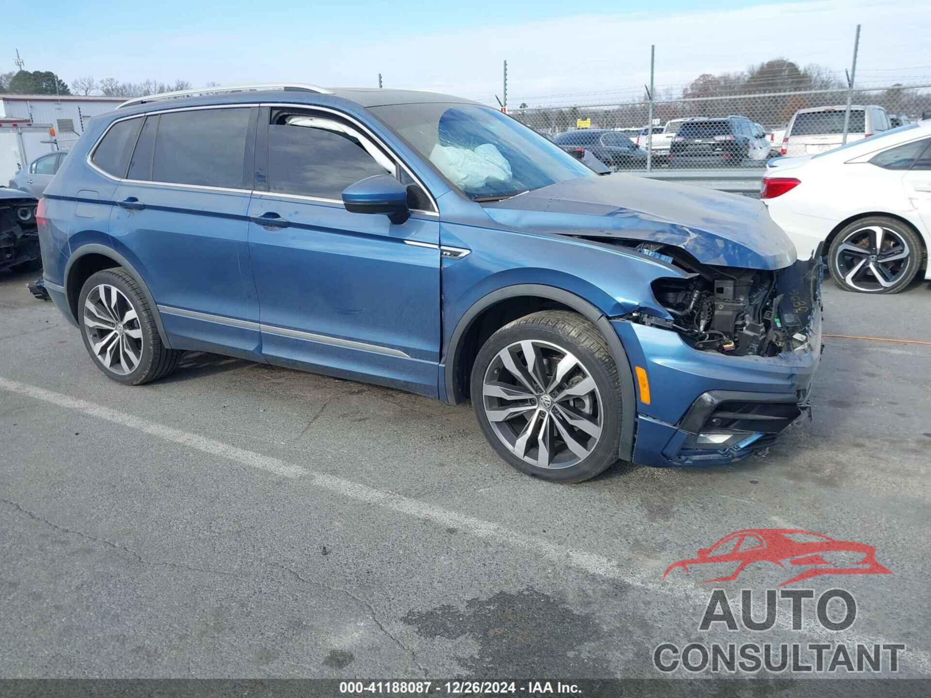 VOLKSWAGEN TIGUAN 2018 - 3VV5B7AX0JM218427