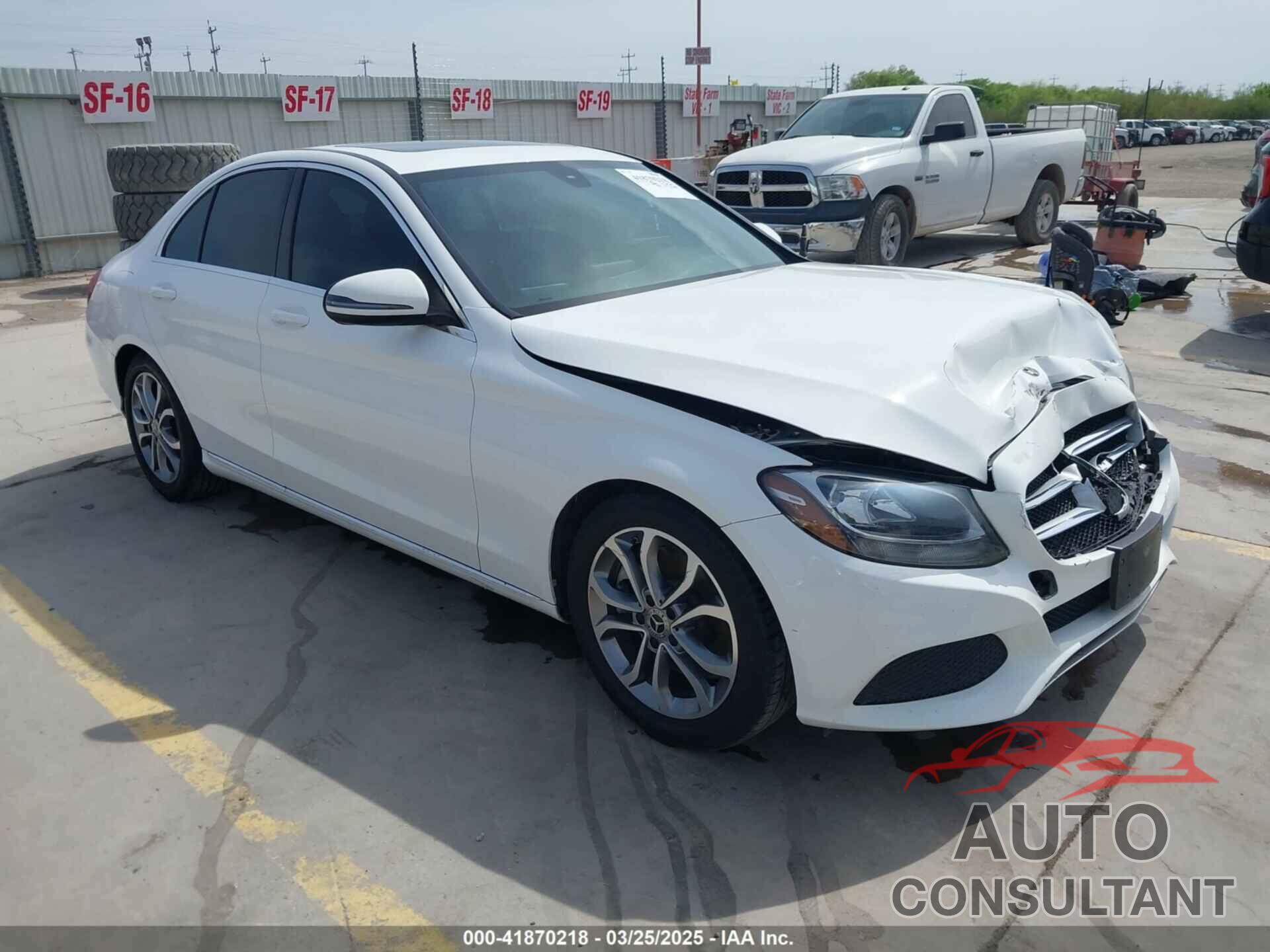 MERCEDES-BENZ C 300 2018 - 55SWF4JB3JU238202