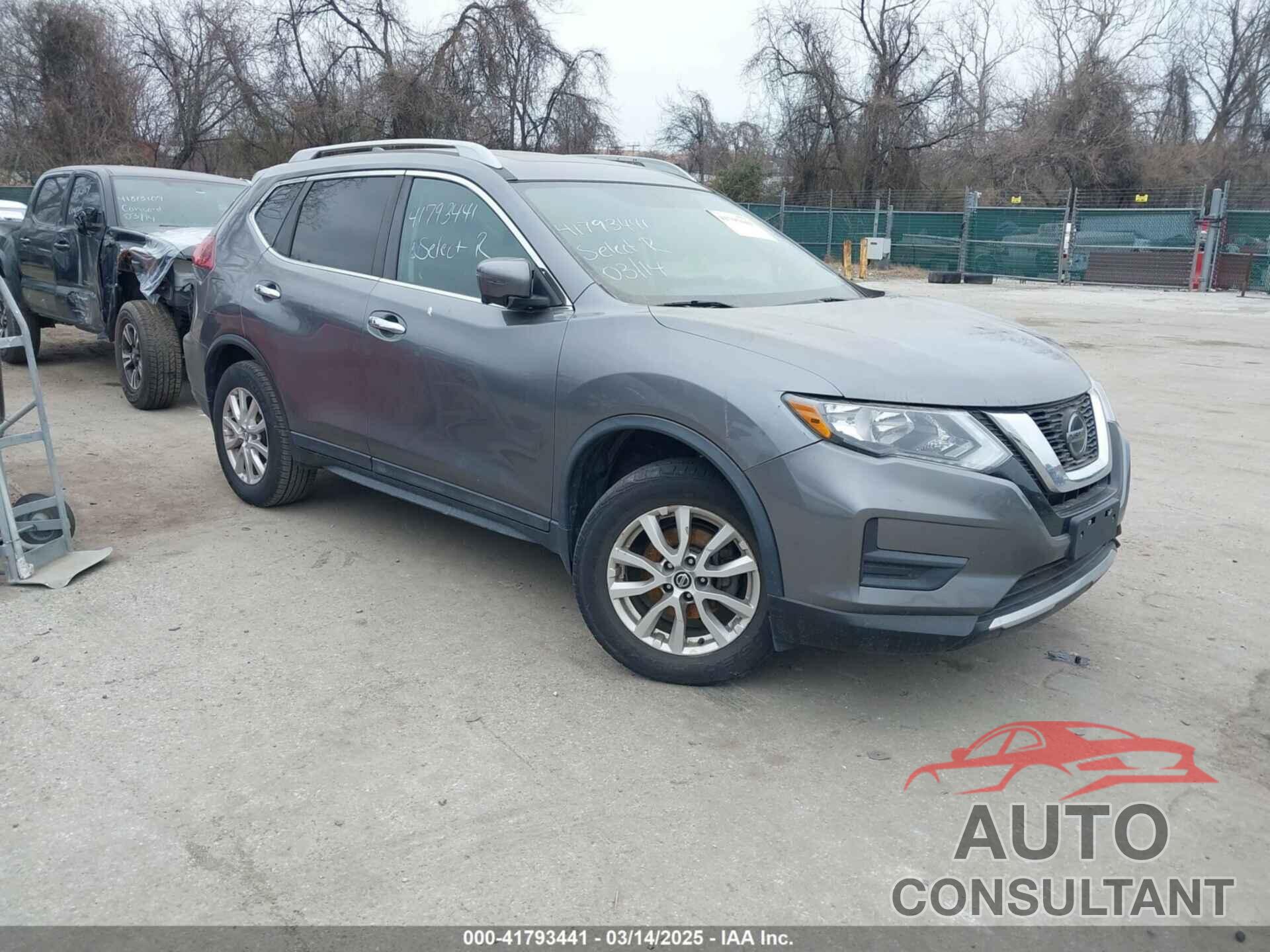 NISSAN ROGUE 2018 - 5N1AT2MV2JC769897