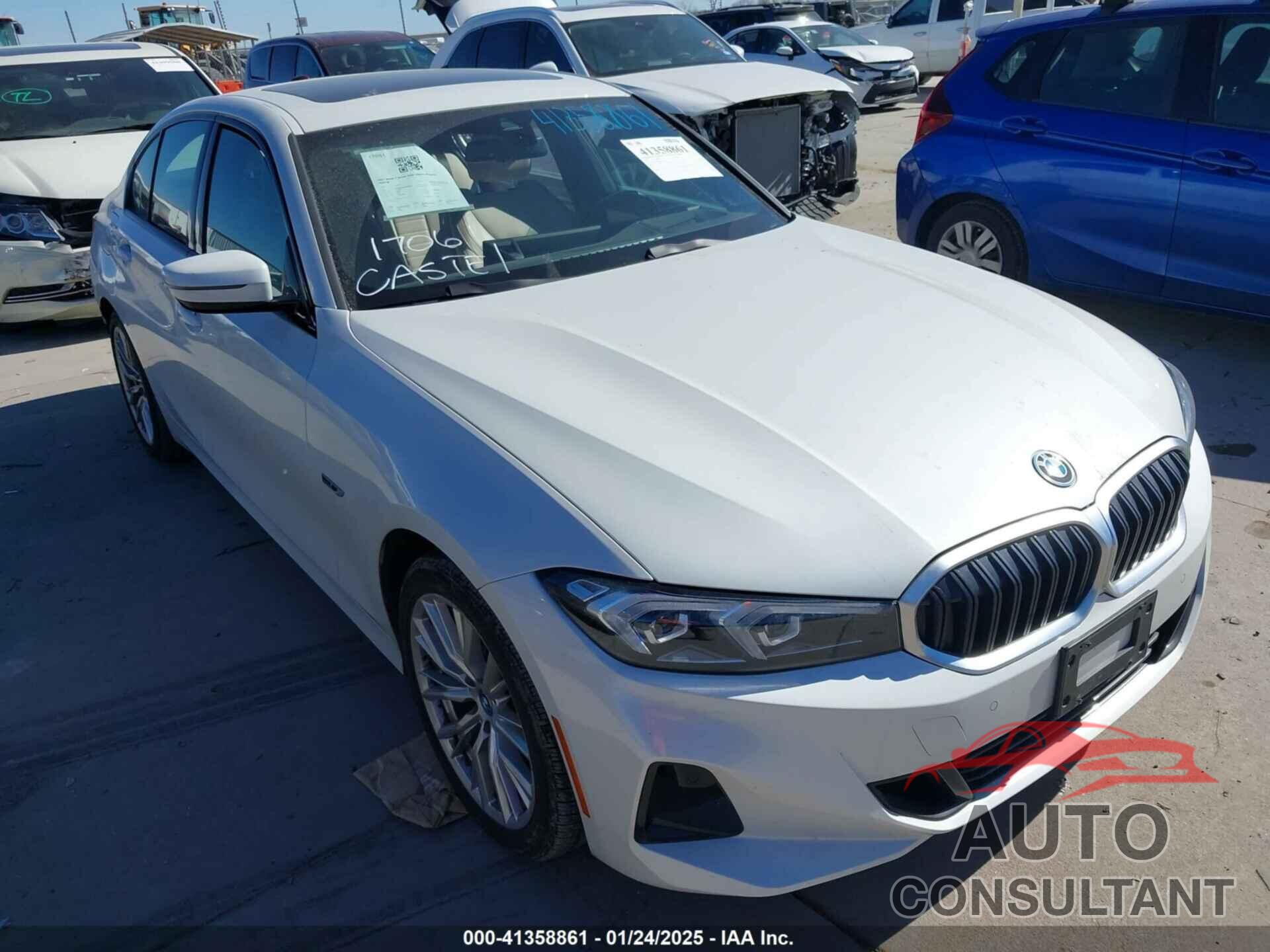 BMW 3 SERIES 2023 - 3MW39FS0XP8D03304