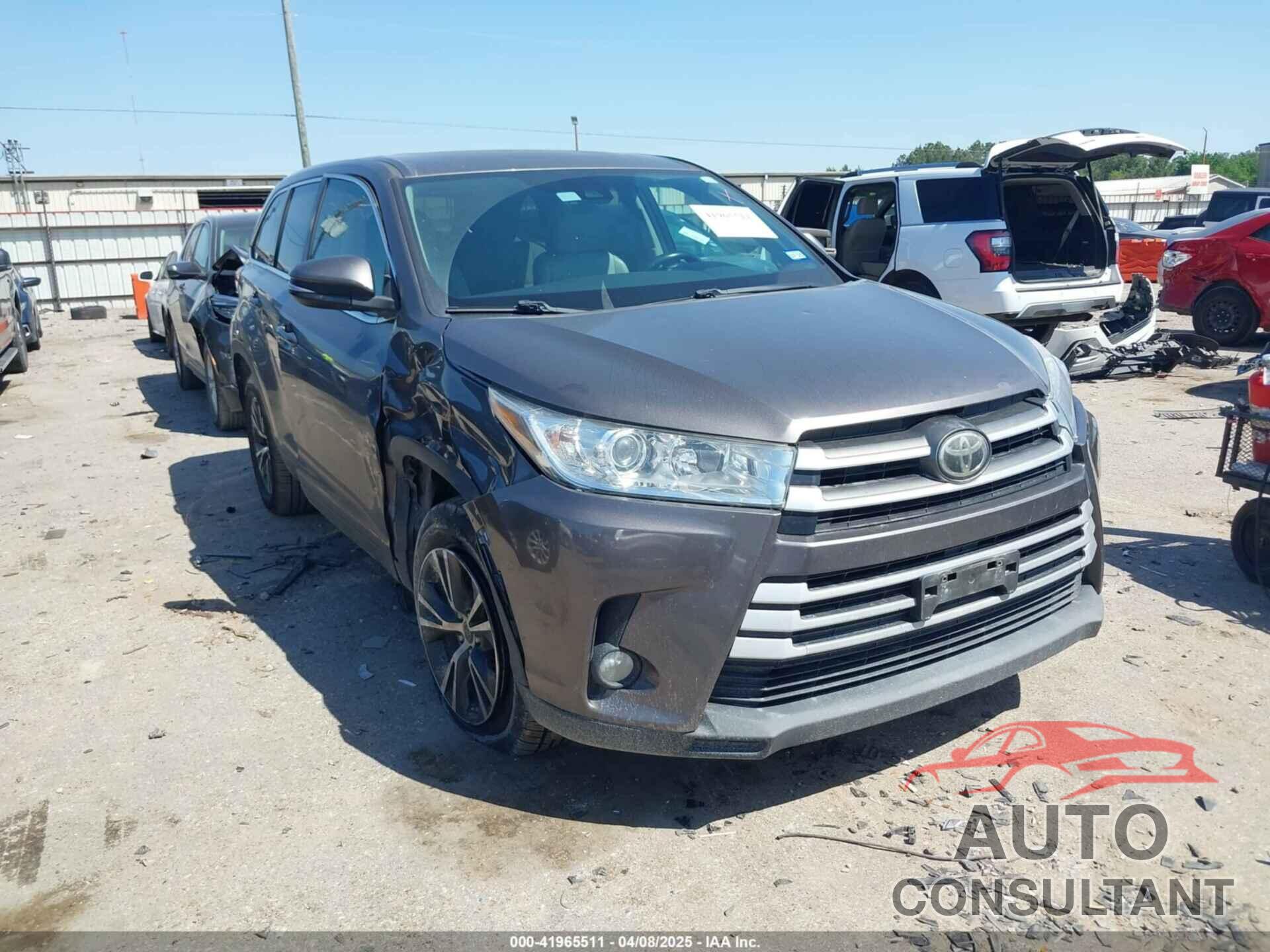 TOYOTA HIGHLANDER 2017 - 5TDZZRFH1HS217080