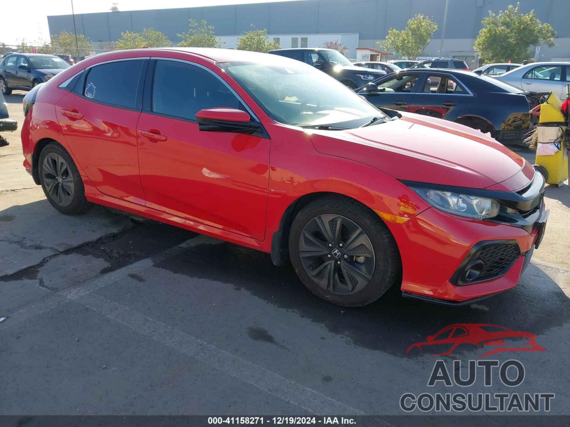 HONDA CIVIC 2019 - SHHFK7H68KU423384