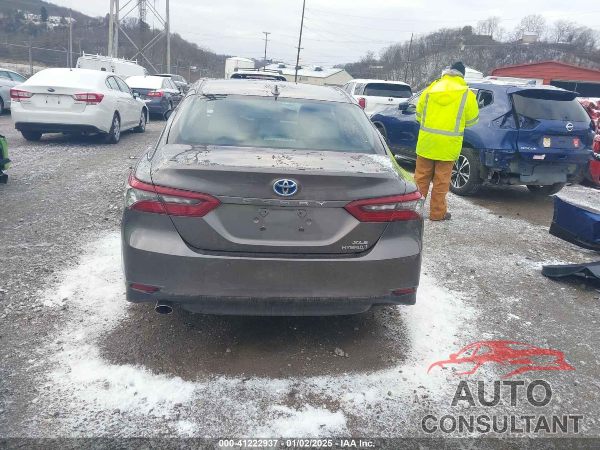 TOYOTA CAMRY 2022 - 4T1F31AK5NU589792
