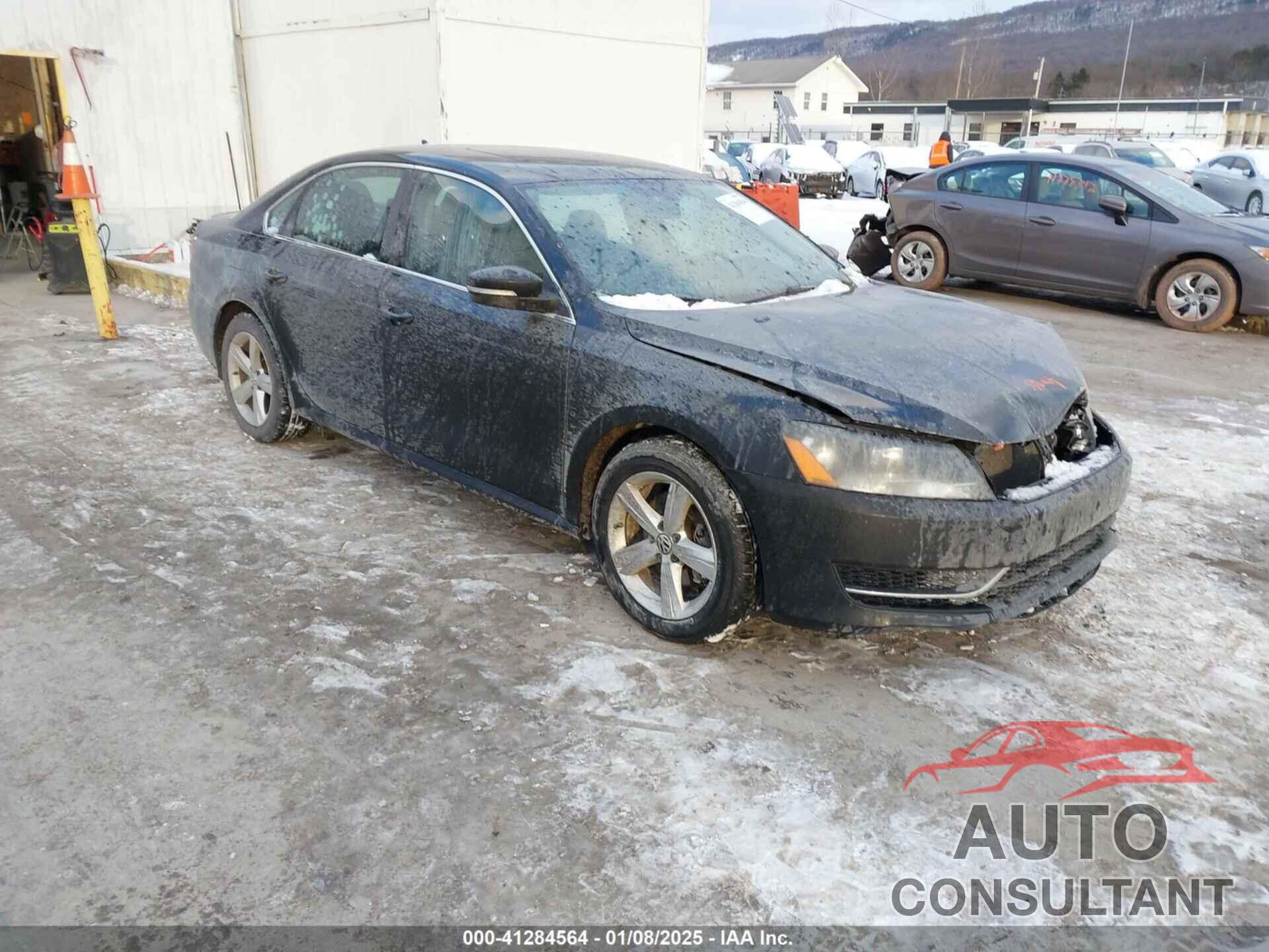 VOLKSWAGEN PASSAT 2012 - 1VWBP7A35CC076349