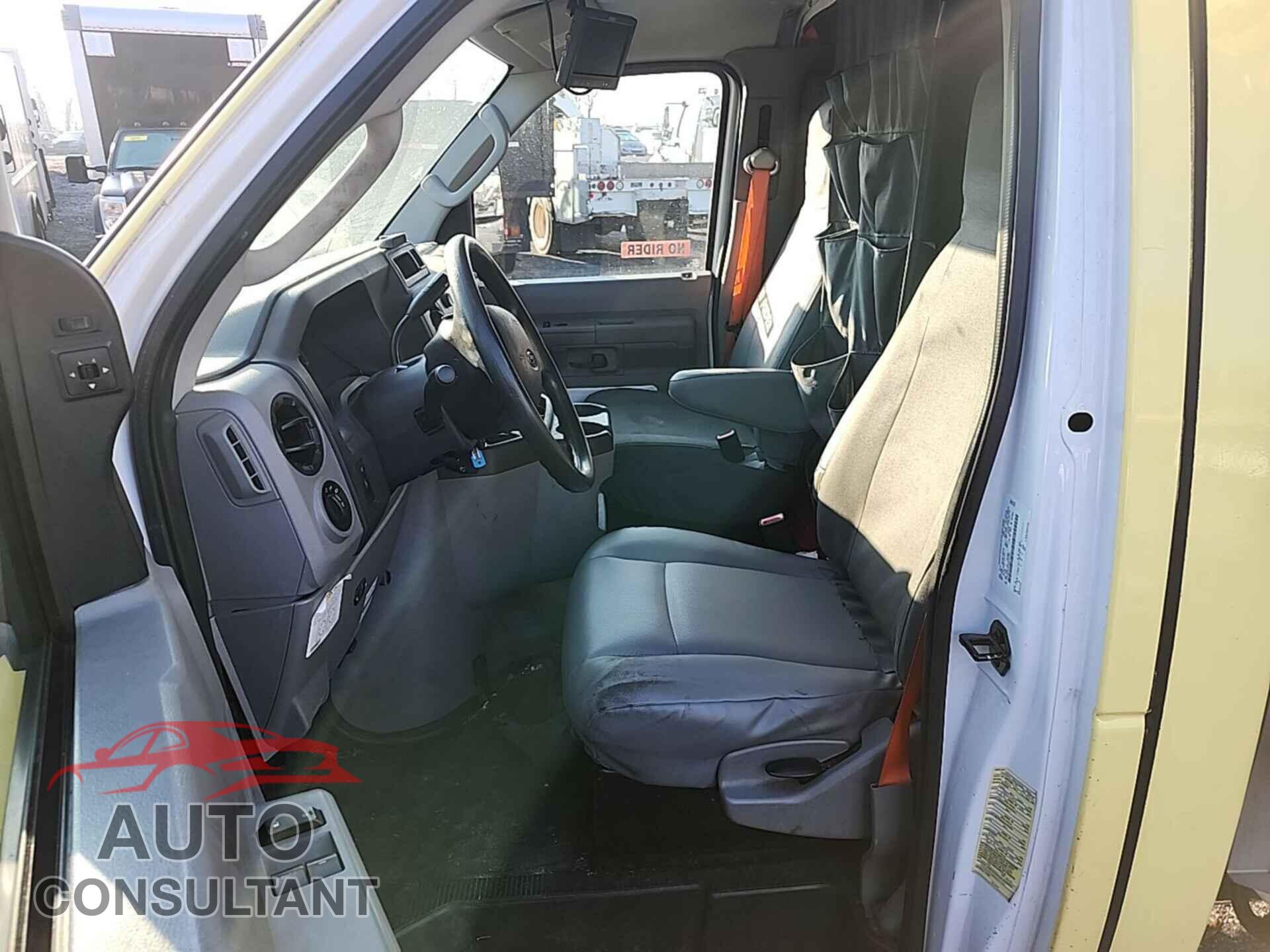FORD E-450 CUTAWAY 2019 - 1FDXE4FS2KDC07707