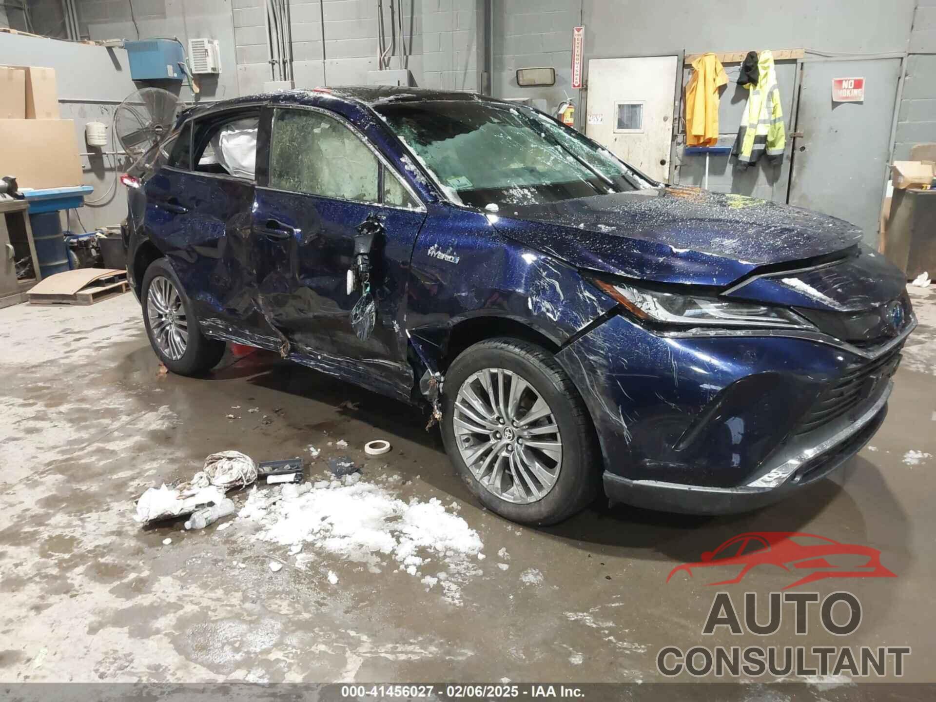 TOYOTA VENZA 2021 - JTEAAAAH8MJ024523