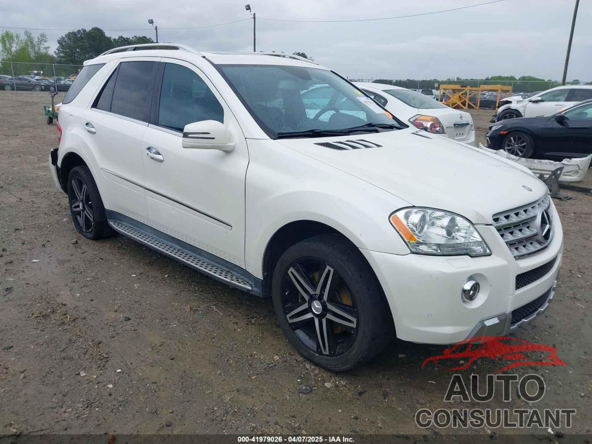 MERCEDES-BENZ ML 550 2011 - 4JGBB7CB4BA723528