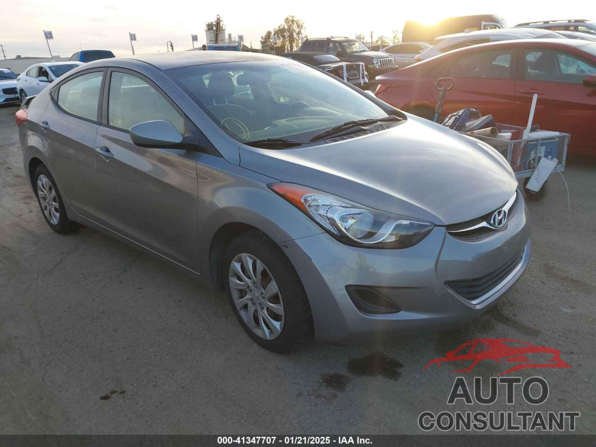 HYUNDAI ELANTRA 2012 - KMHDH4AEXCU301637