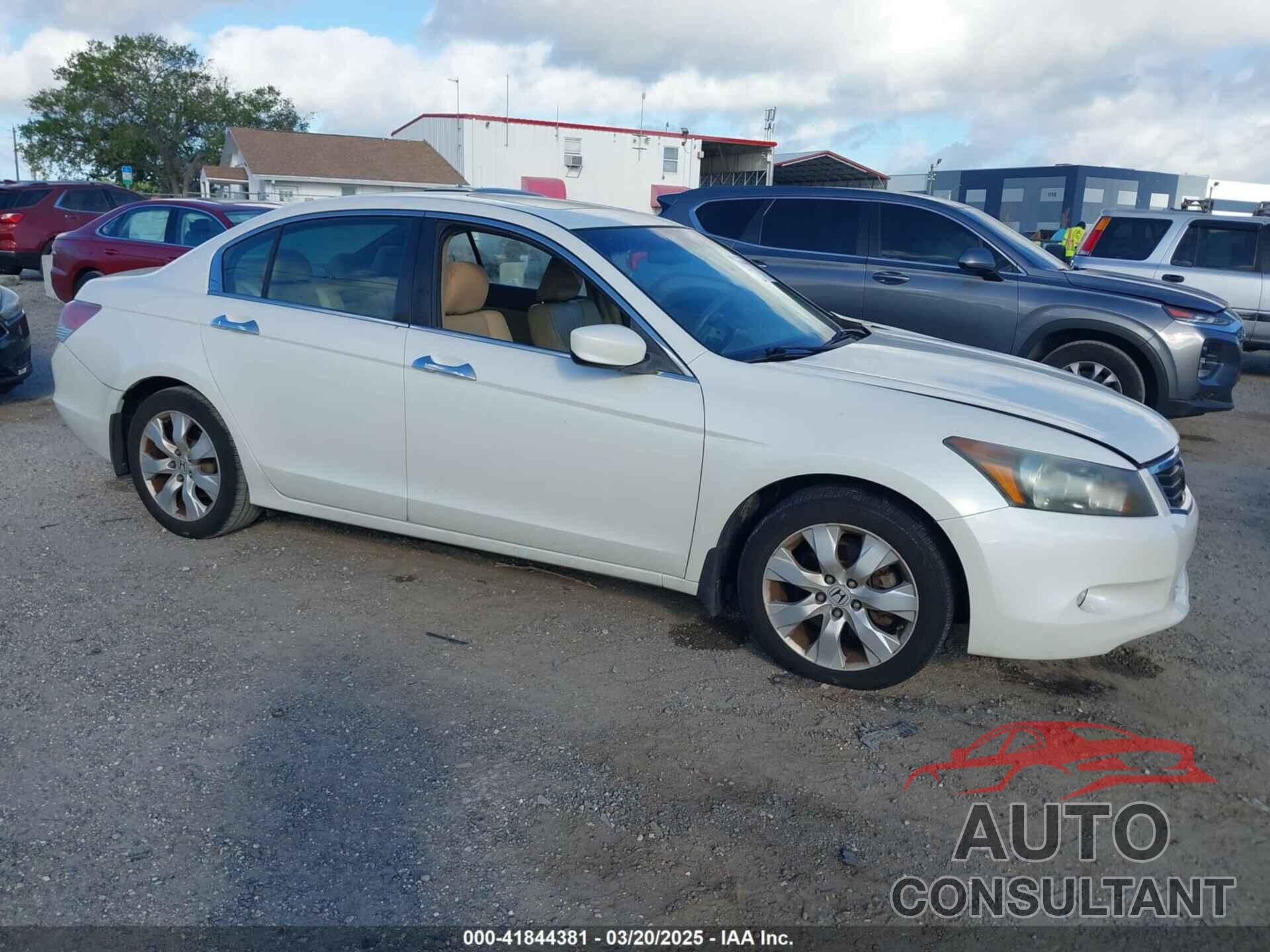 HONDA ACCORD 2010 - 1HGCP3F83AA030517