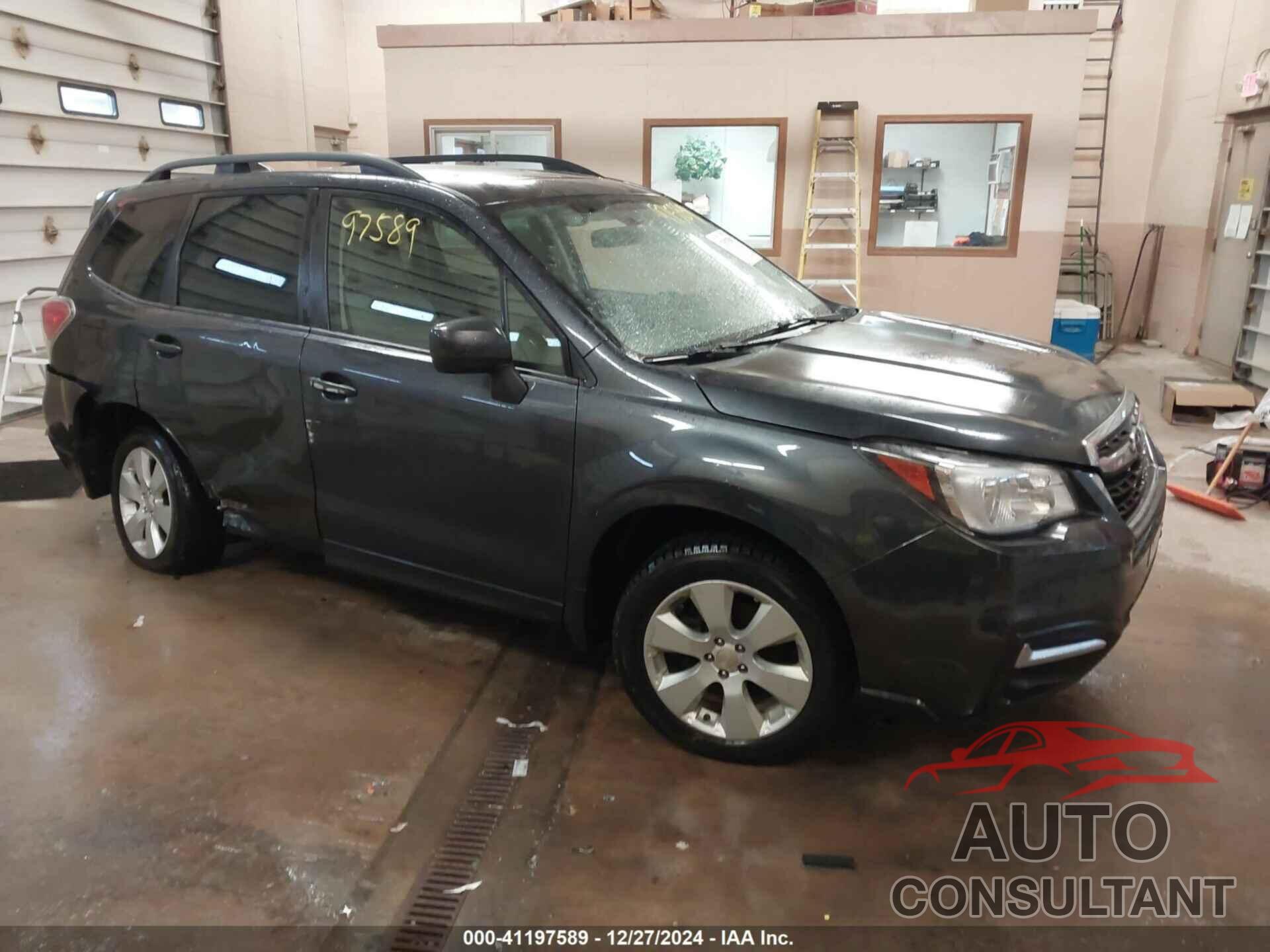 SUBARU FORESTER 2018 - JF2SJAGC1JH522751